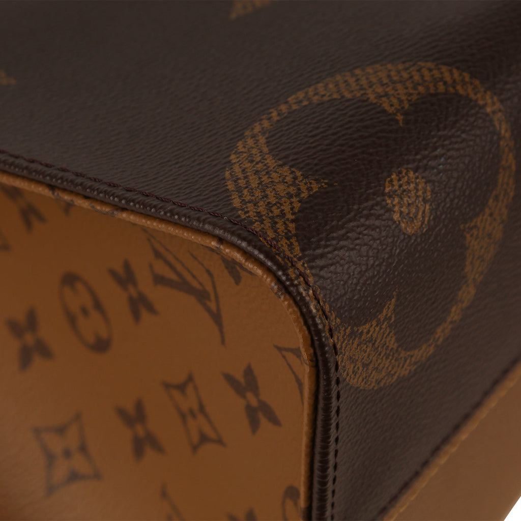 Louis Vuitton OnTheGo MM Tote