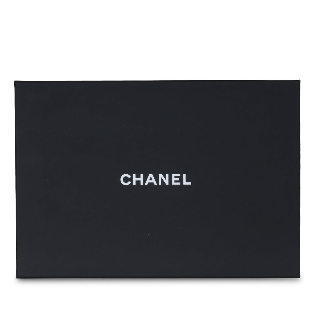 Chanel Trendy Wallet on Chain