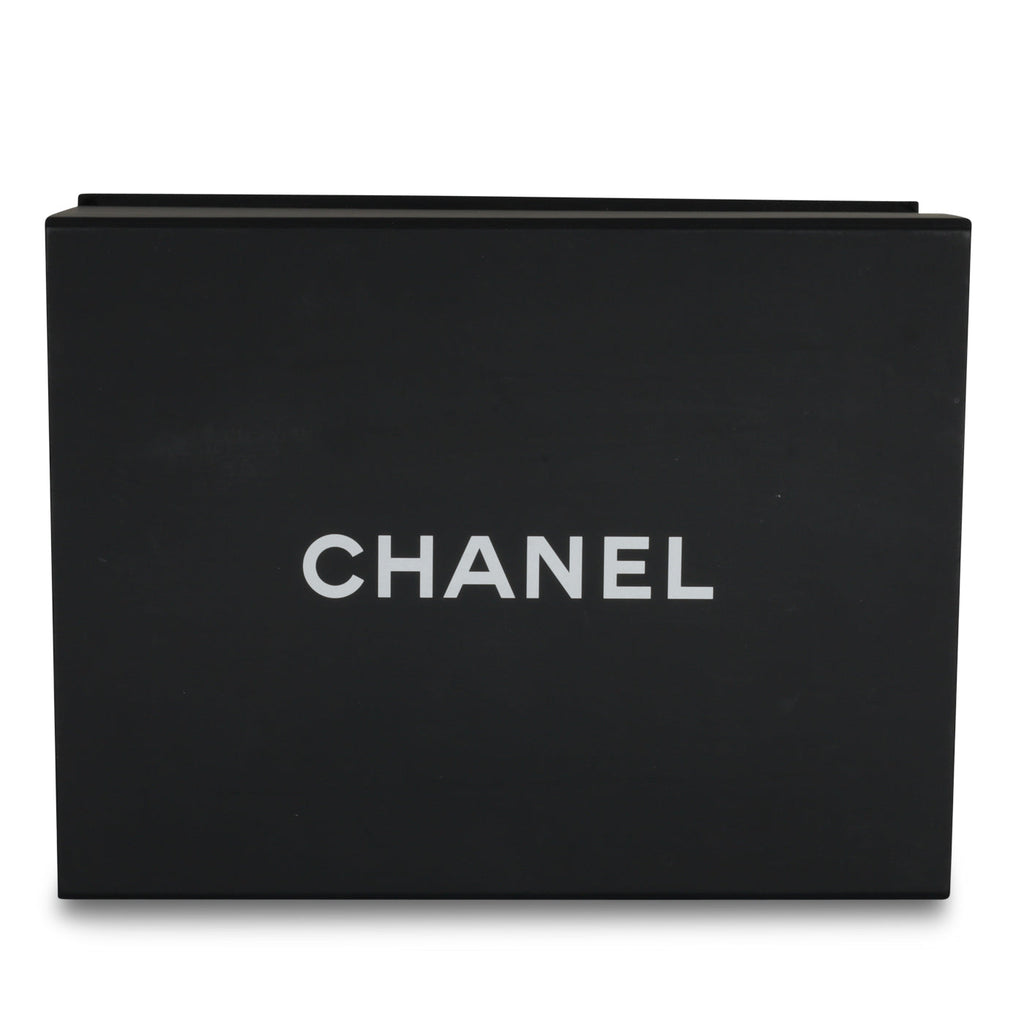 Chanel Old Medium Boy Bag - Black