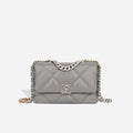 Chanel Chanel 19 - Small