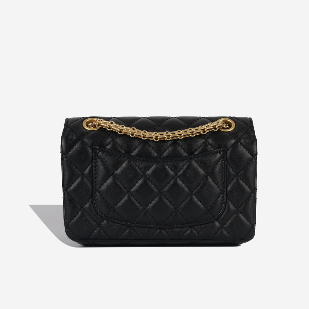 Chanel Seasonal 2.55 Re-issue - 224