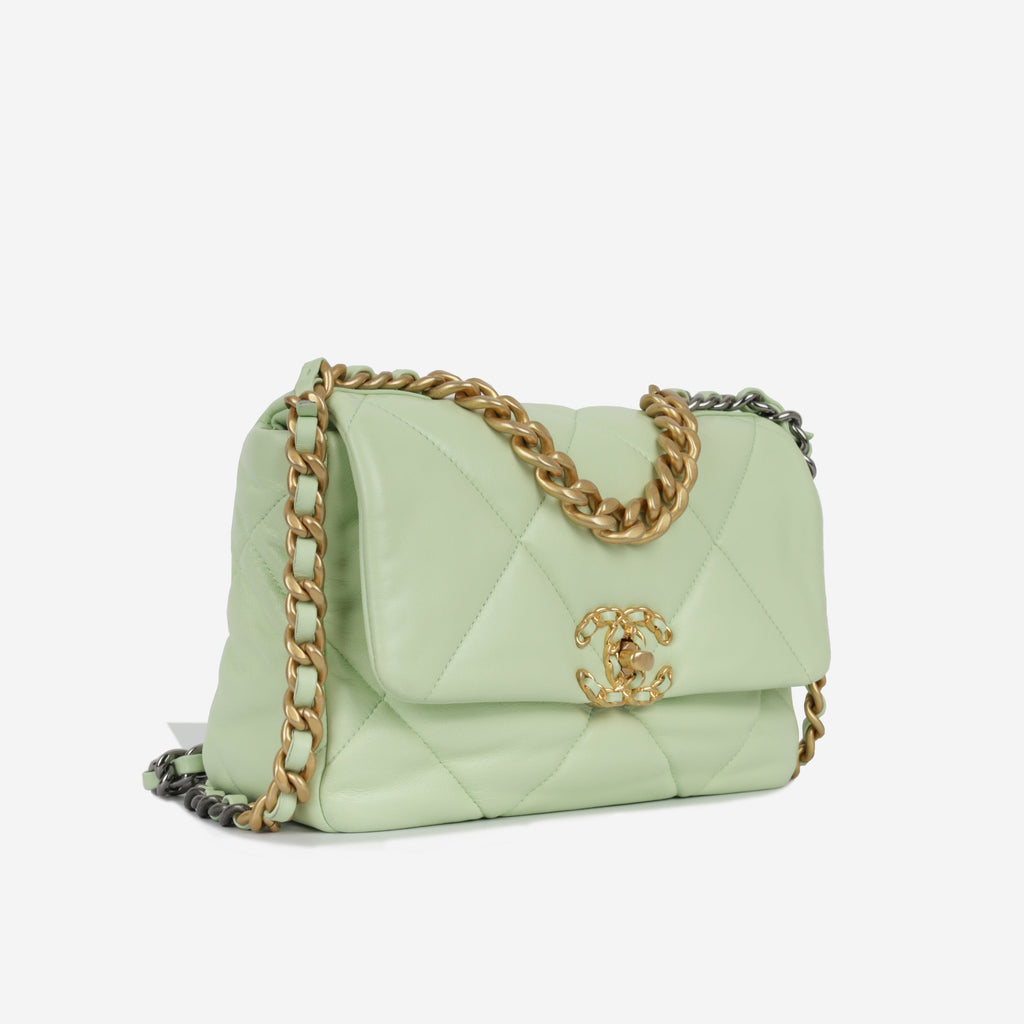 Chanel Chanel 19 - Small