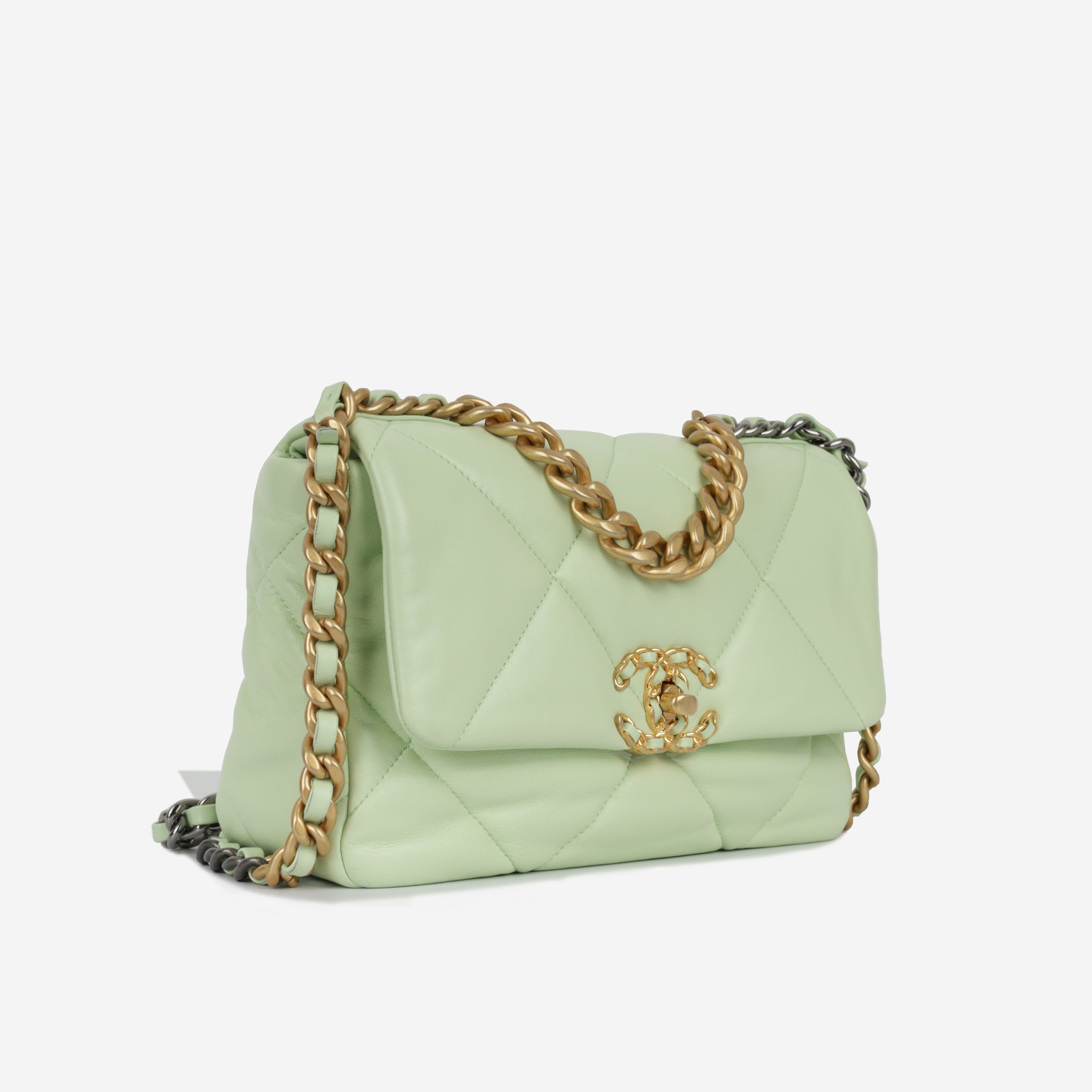 Chanel Chanel 19 - Small