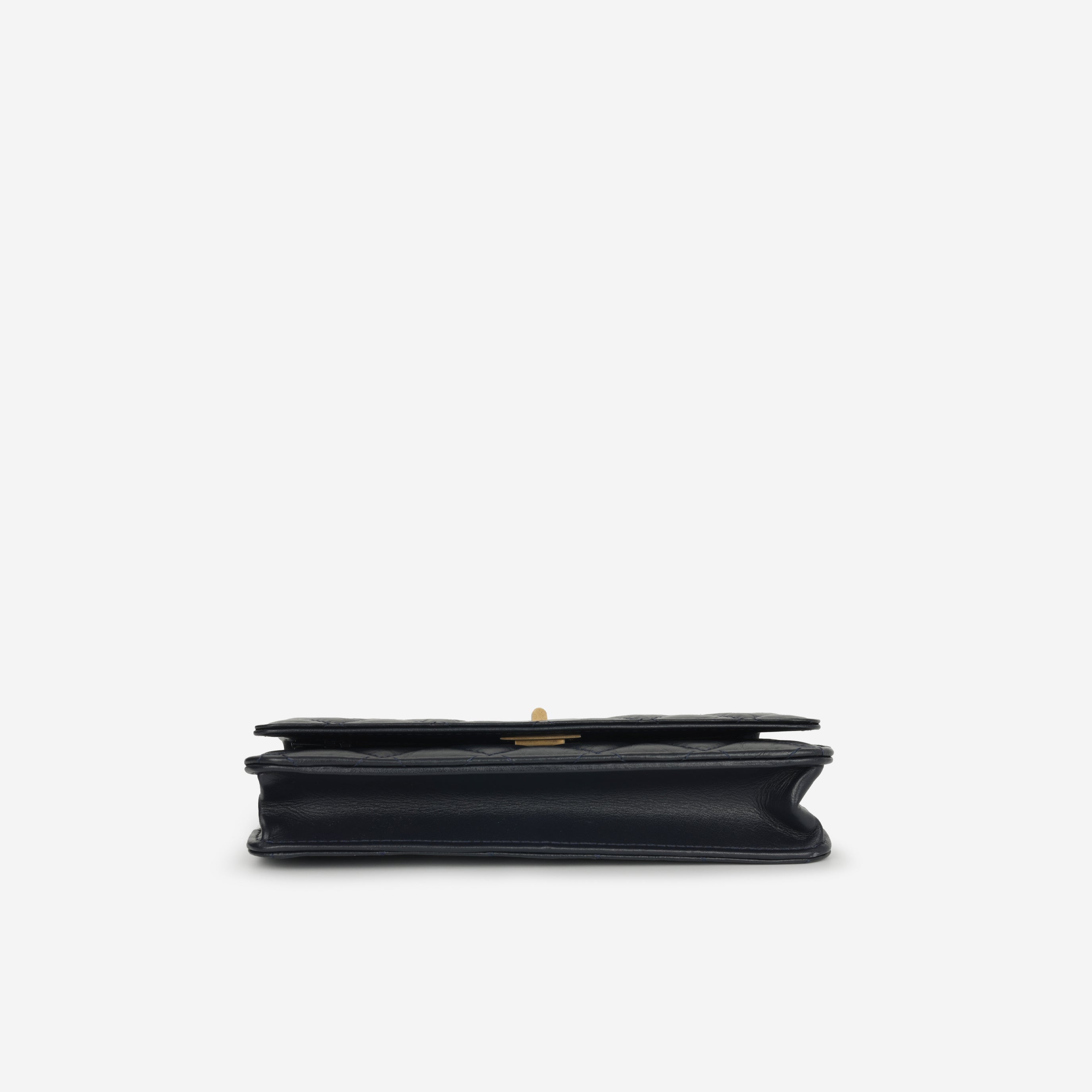Chanel 2.55 Re-issue Wallet on Chain