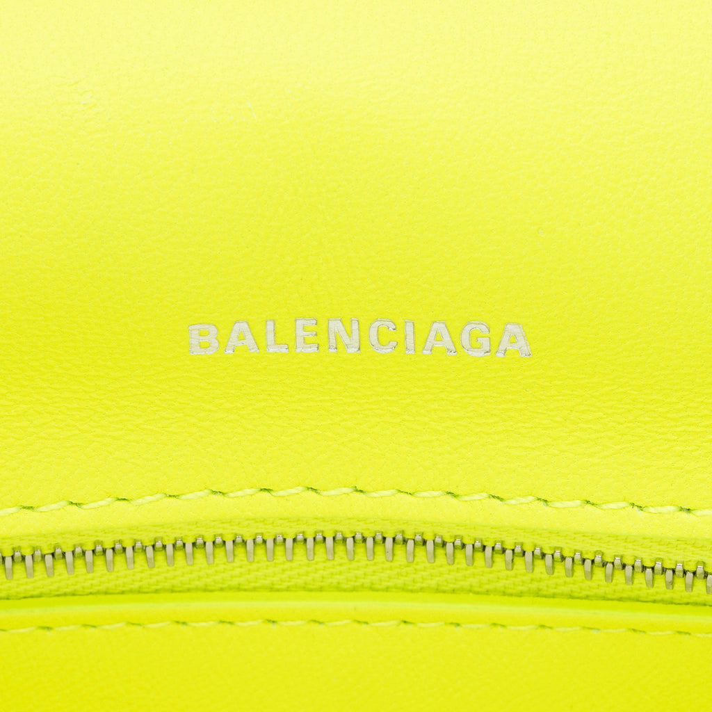 Balenciaga Croc Embossed Calfskin Downtown Small Shoulder Bag (SHF-k5auKT)