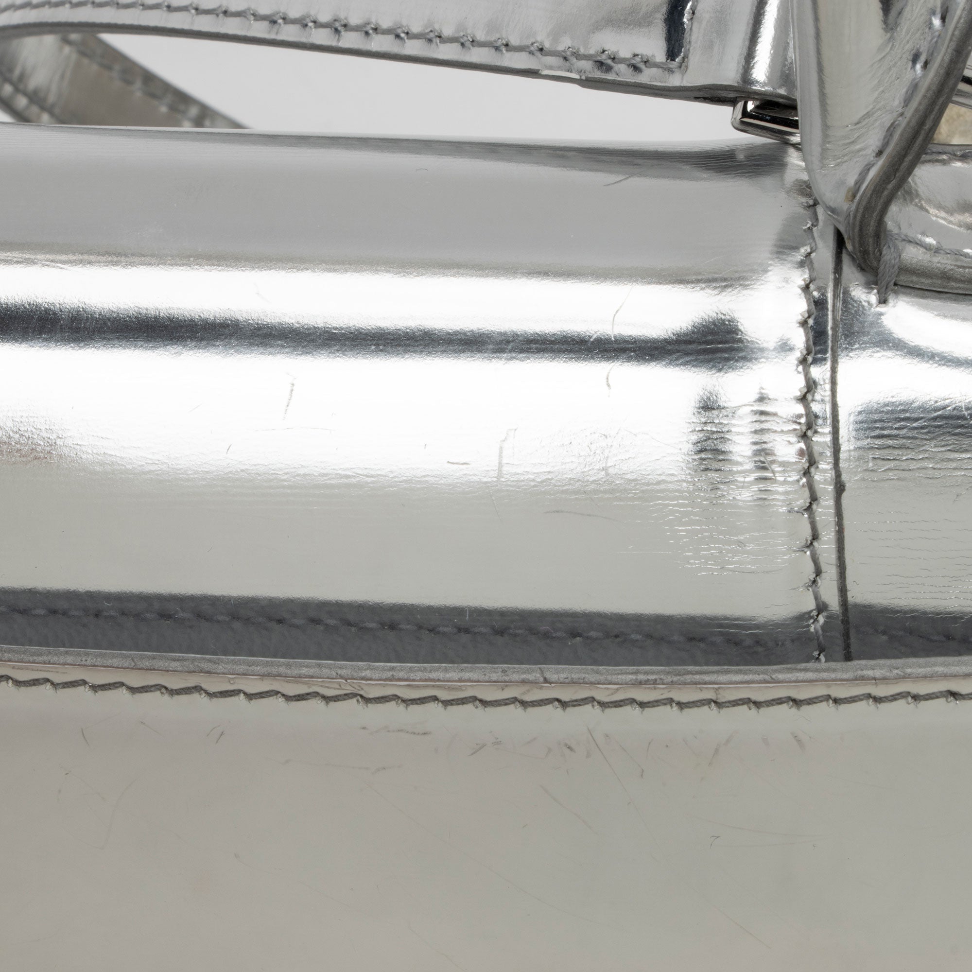 Balenciaga Metallic Calfskin Hourglass XS Top Handle (SHF-jIgLTj)