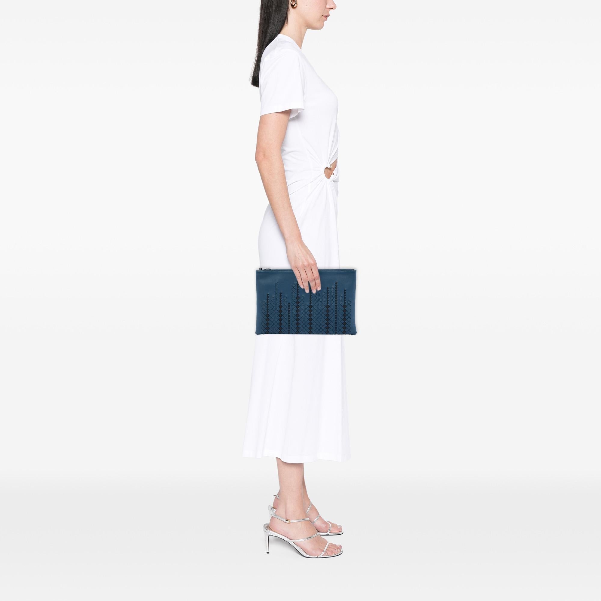 Bottega Veneta Bicolor Nappa Intrecciato Clutch