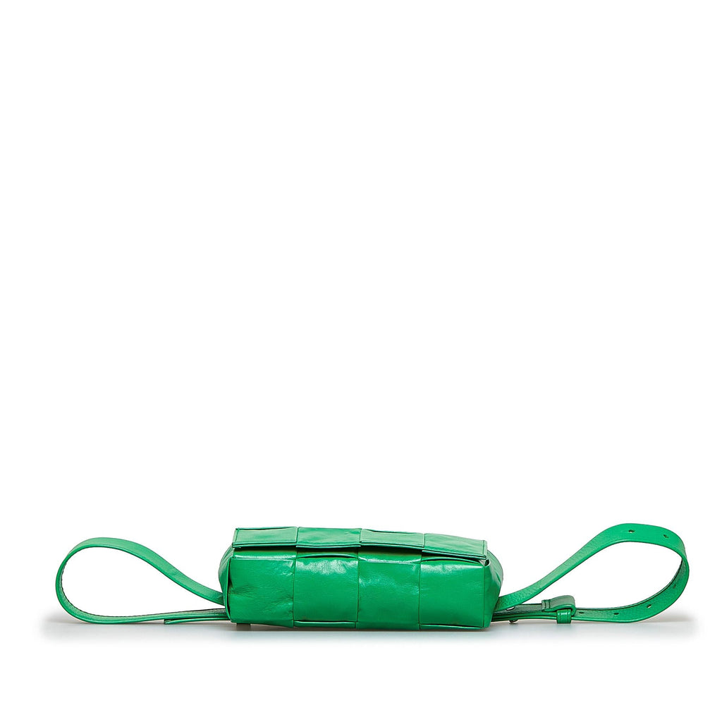 Bottega Veneta Calfskin Intrecciato Cassette Belt Bag