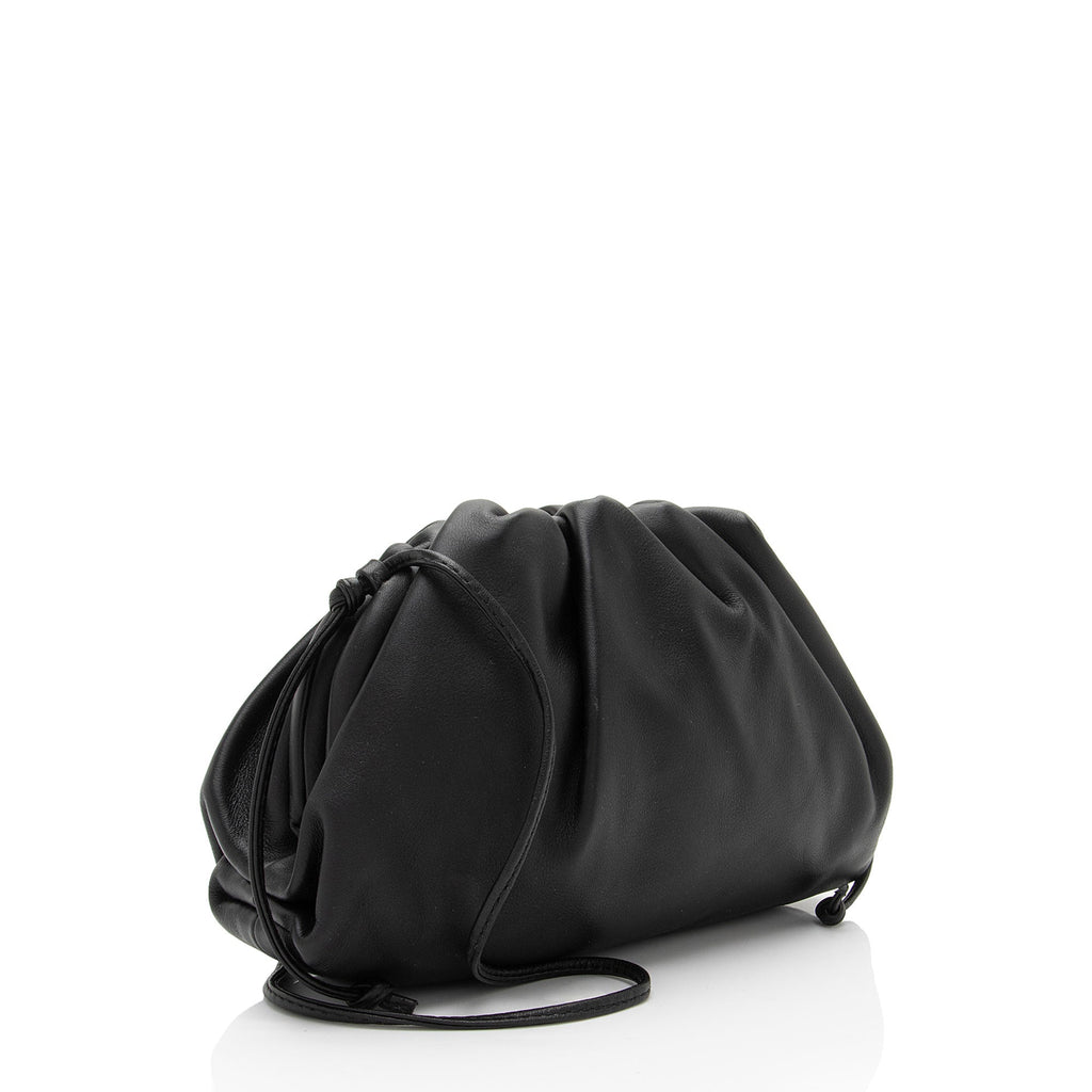 Bottega Veneta Calfskin Mini Pouch (SHF-MYjc4F)