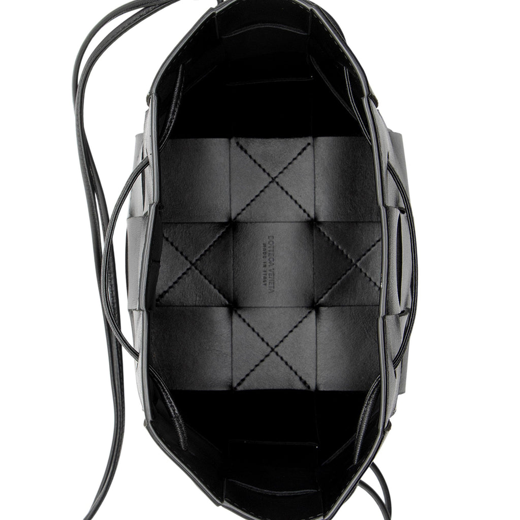 Bottega Veneta Intrecciato Leather Cassette Small Bucket Bag