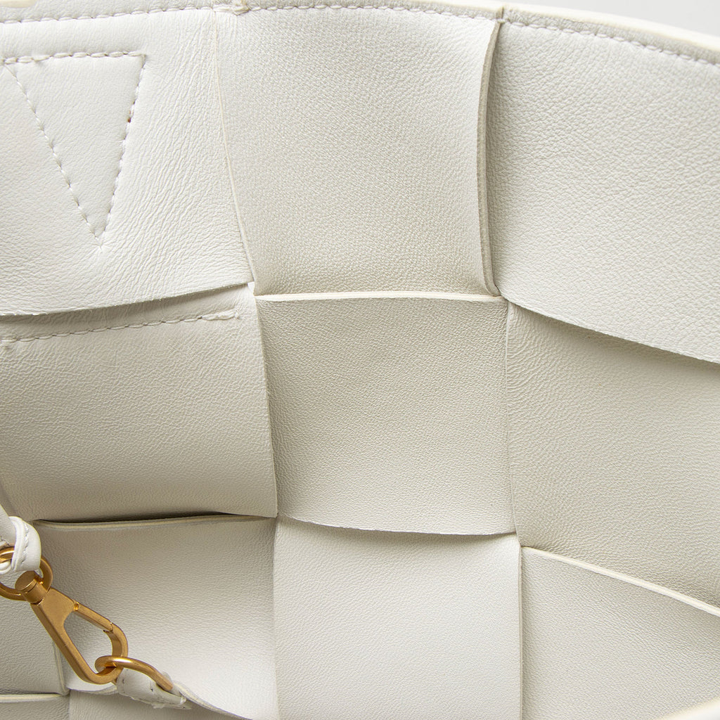 Bottega Veneta Intrecciato Maxi Cassette Tote