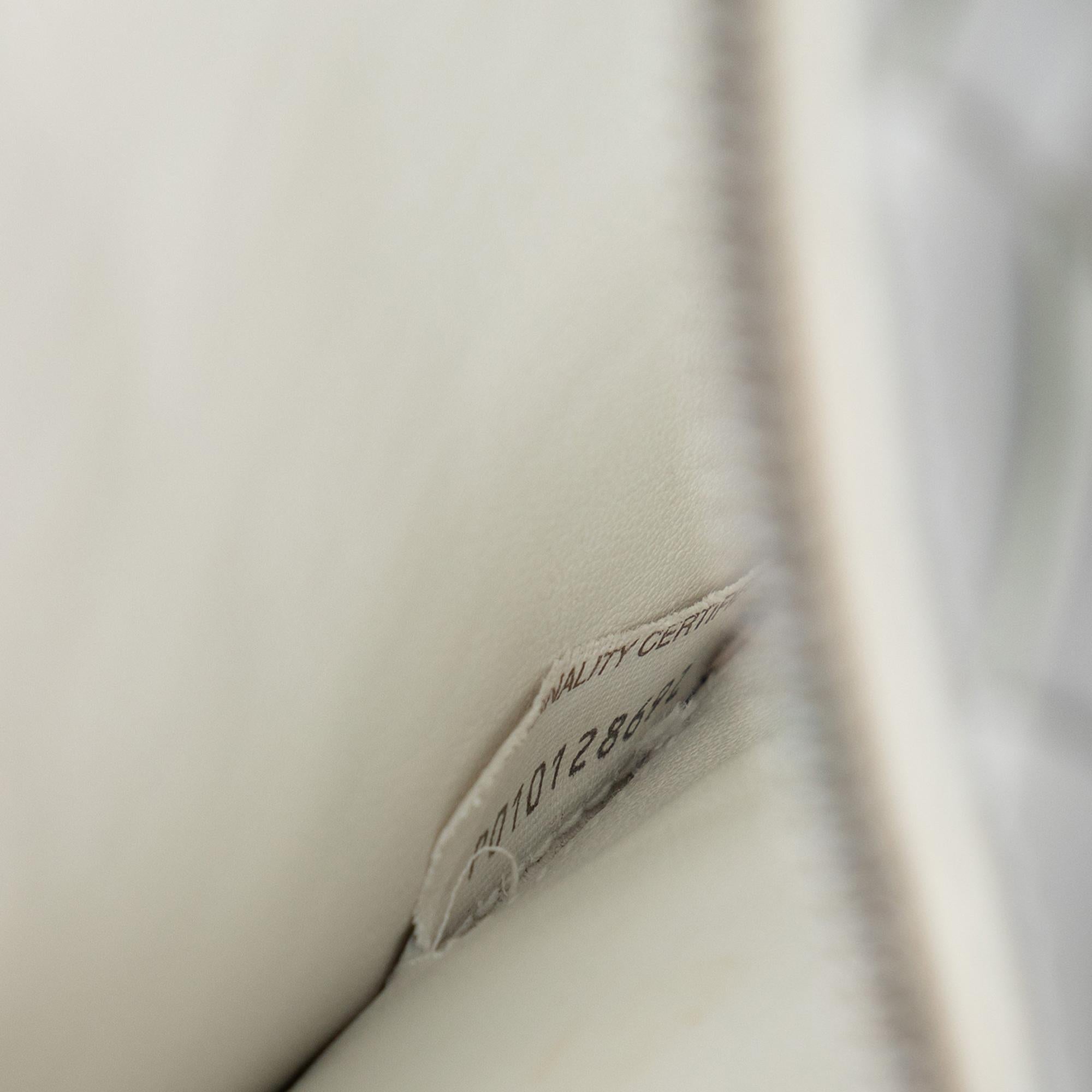 Bottega Veneta Leather Intrecciato Clutch