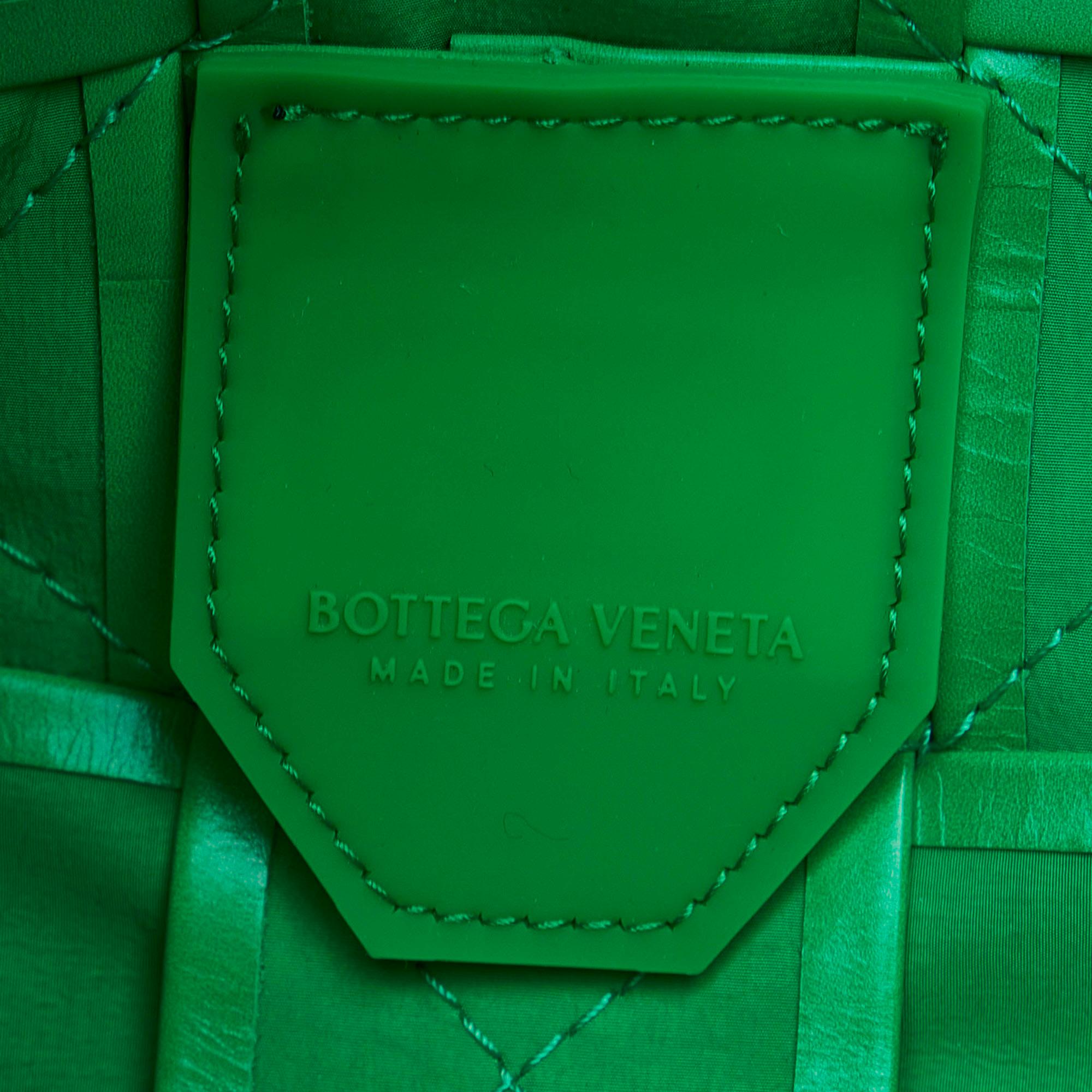 Bottega Veneta Maxi Paper Calfskin Intrecciato Cassette Crossbody