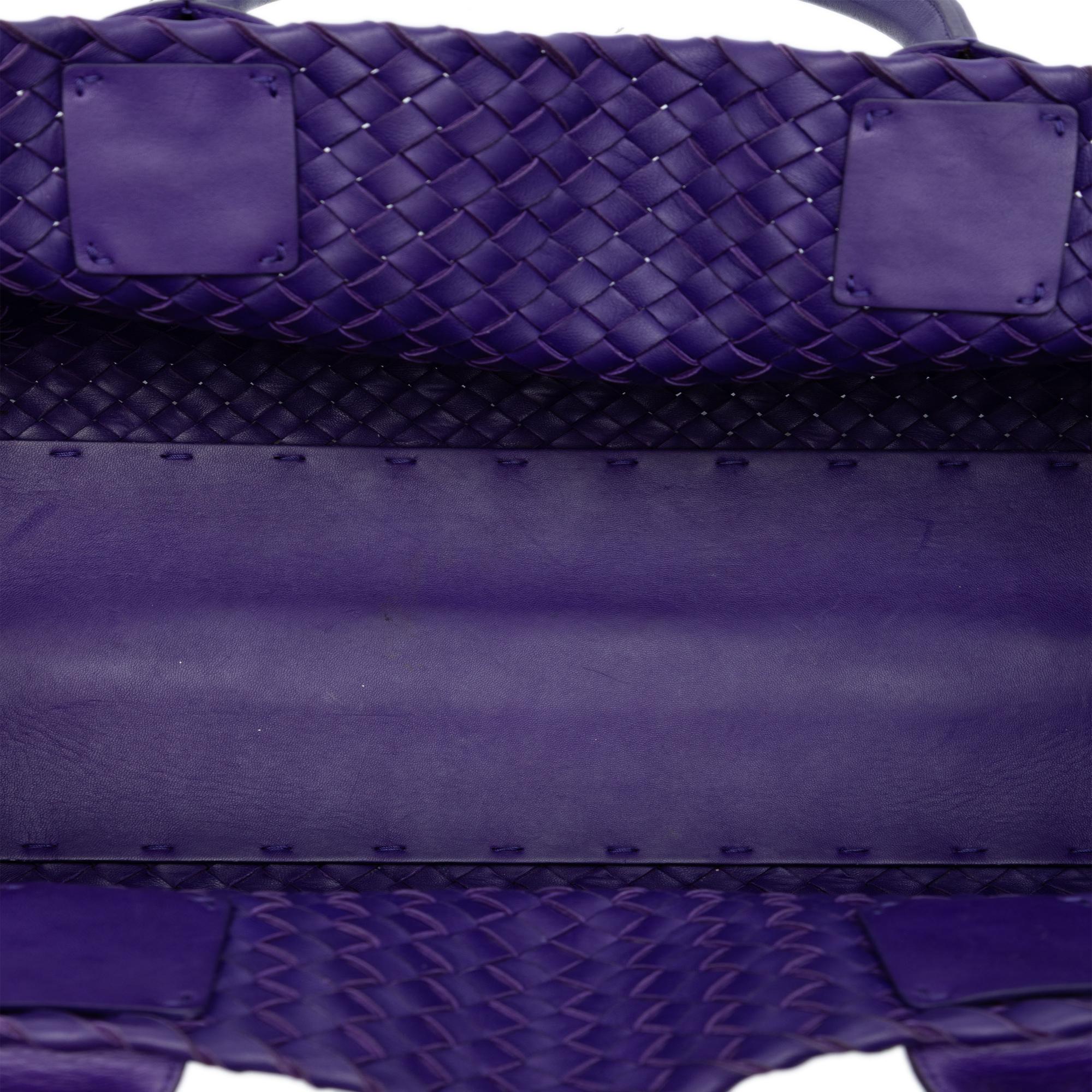Bottega Veneta Medium Lambskin Intreccio Cabat Tote