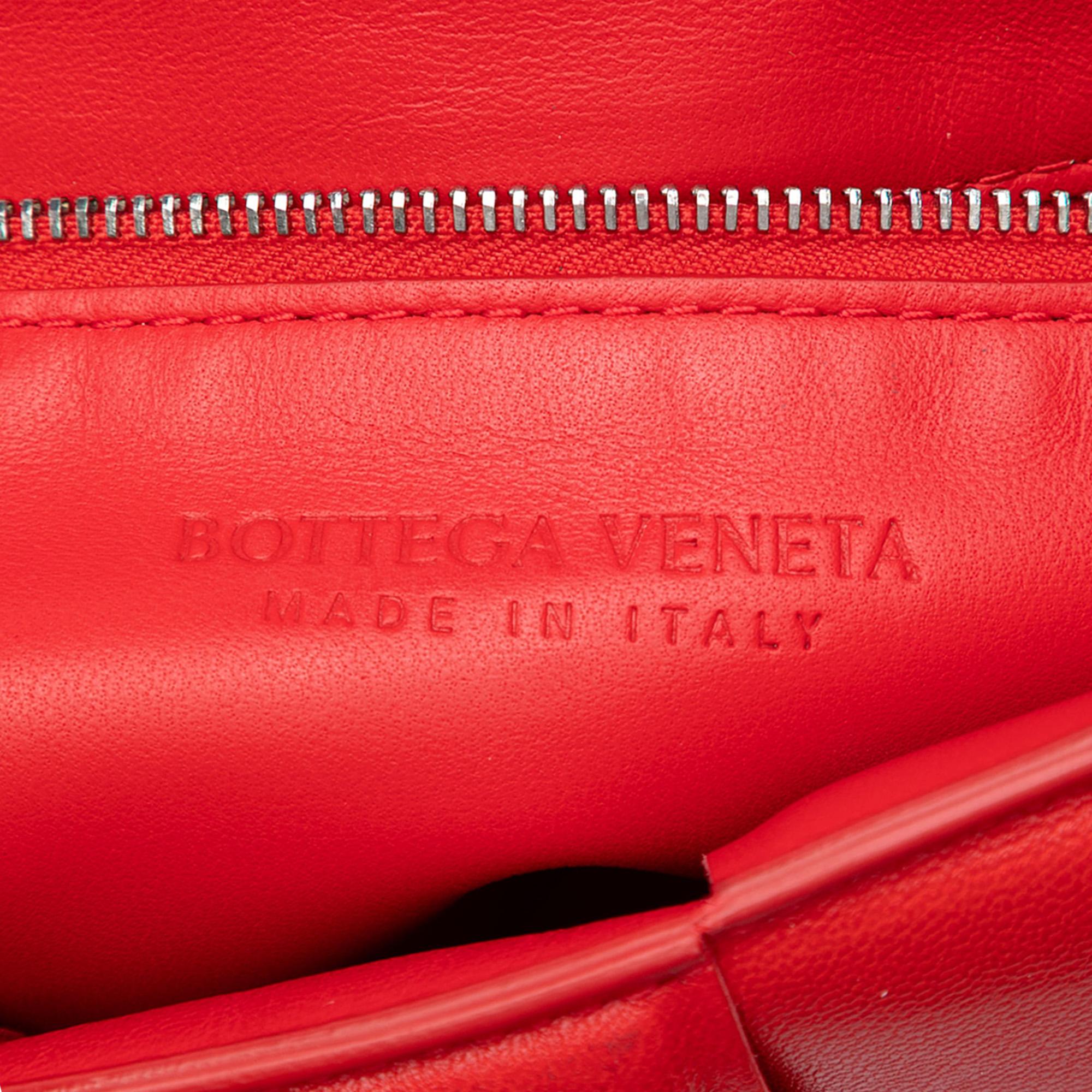 Bottega Veneta Nappa Intrecciato Padded Chain Cassette Satchel