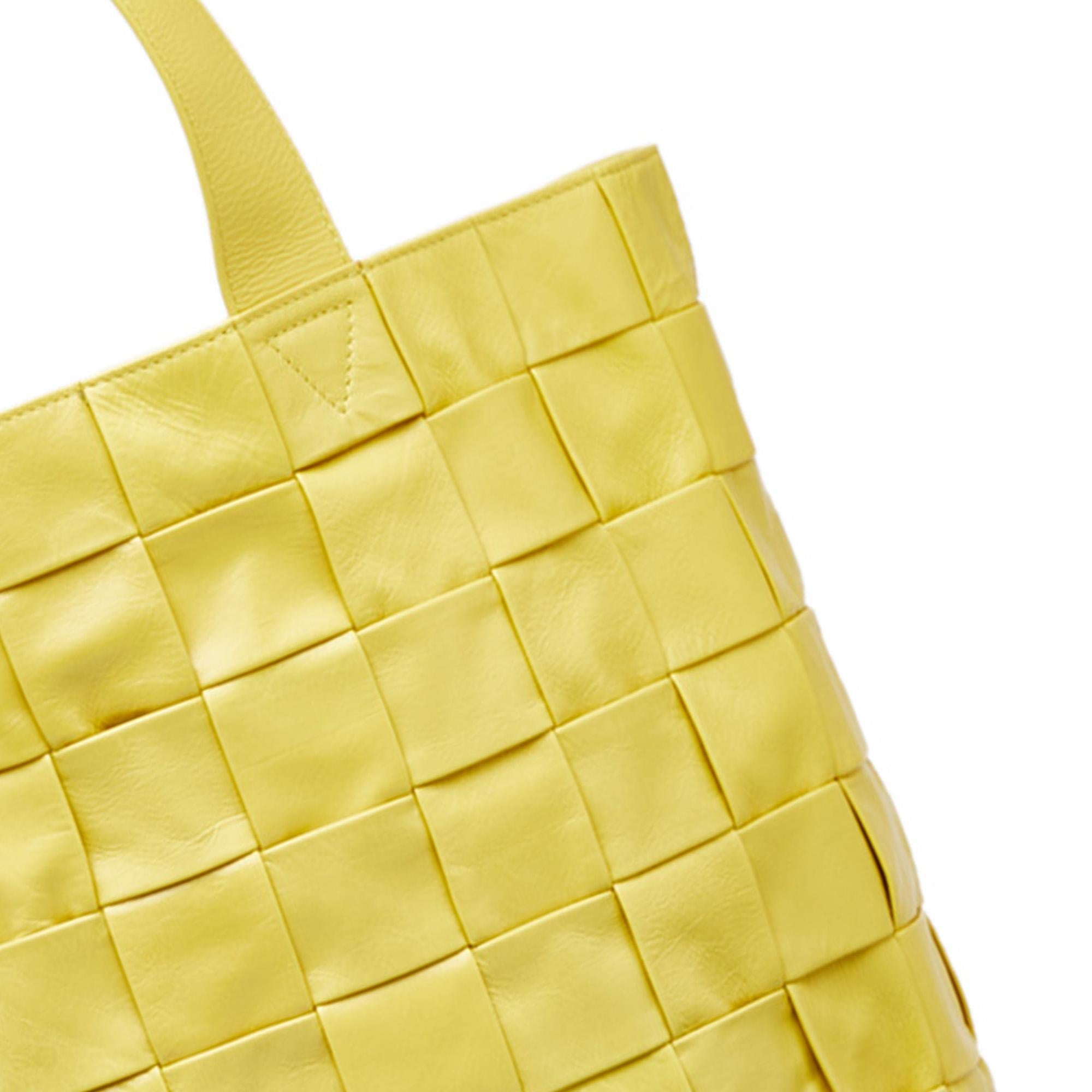Bottega Veneta Nappa Maxi Intrecciato Cassette Tote
