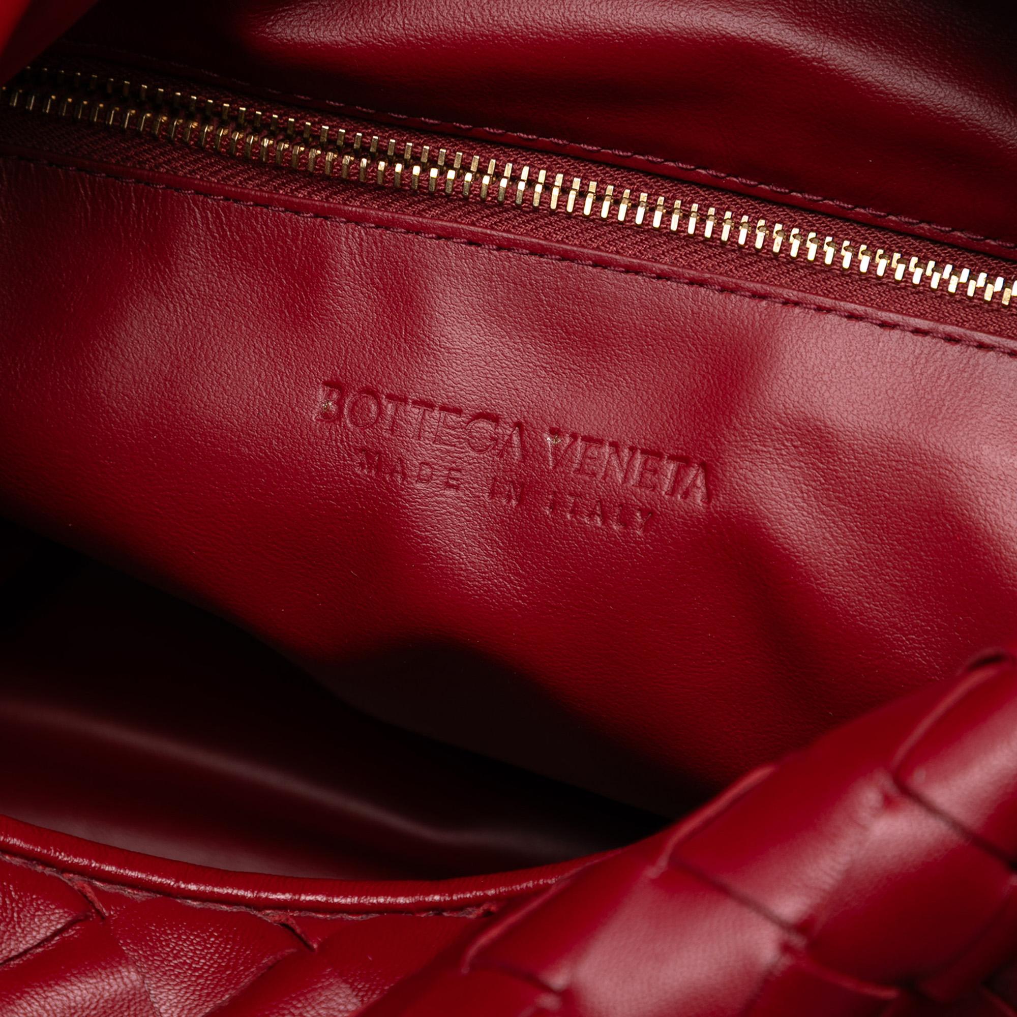 Bottega Veneta Small Calfskin Intrecciato Hop Hobo