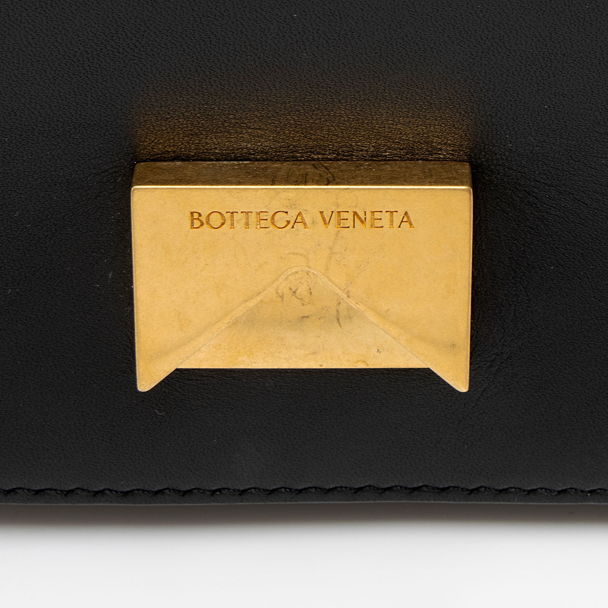 Bottega Veneta Smooth Leather Mount Envelope Chain Small Shoulder Bag