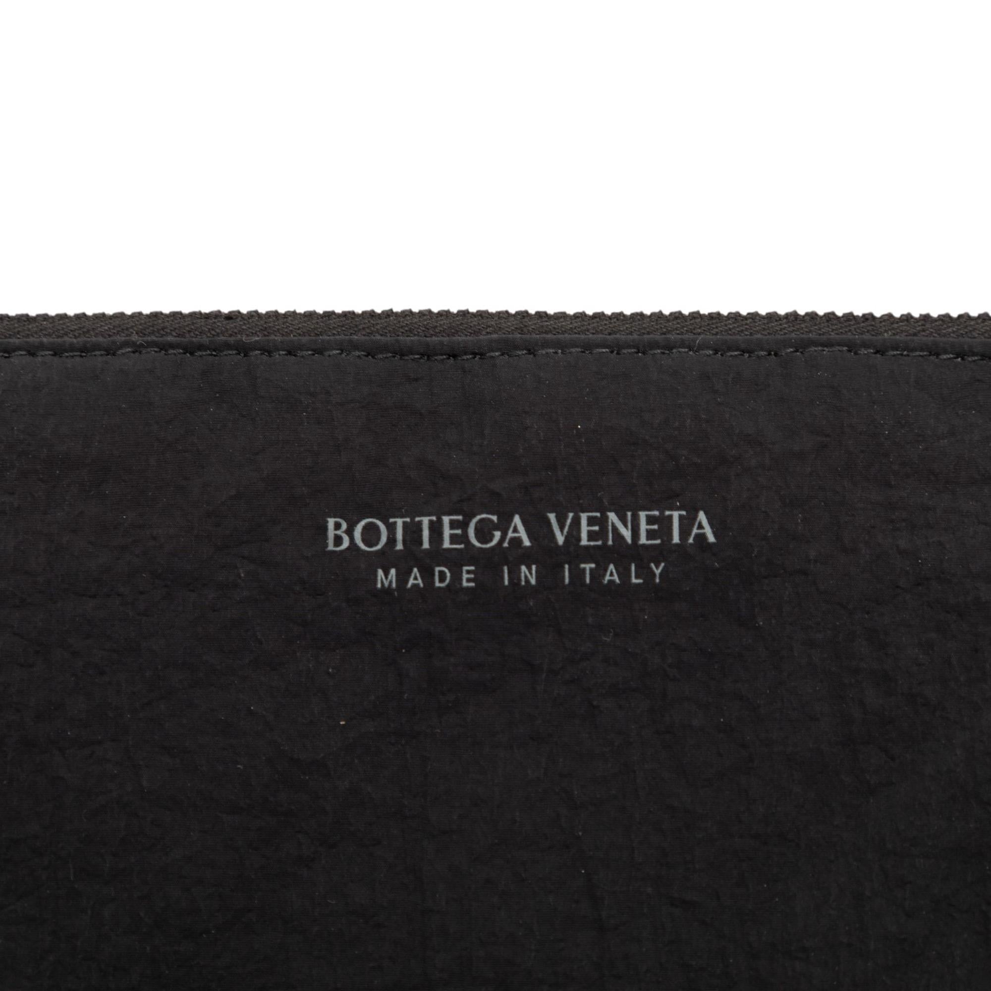 Bottega Veneta Stretch Paper Calfskin Intrecciato Cassette Belt Bag