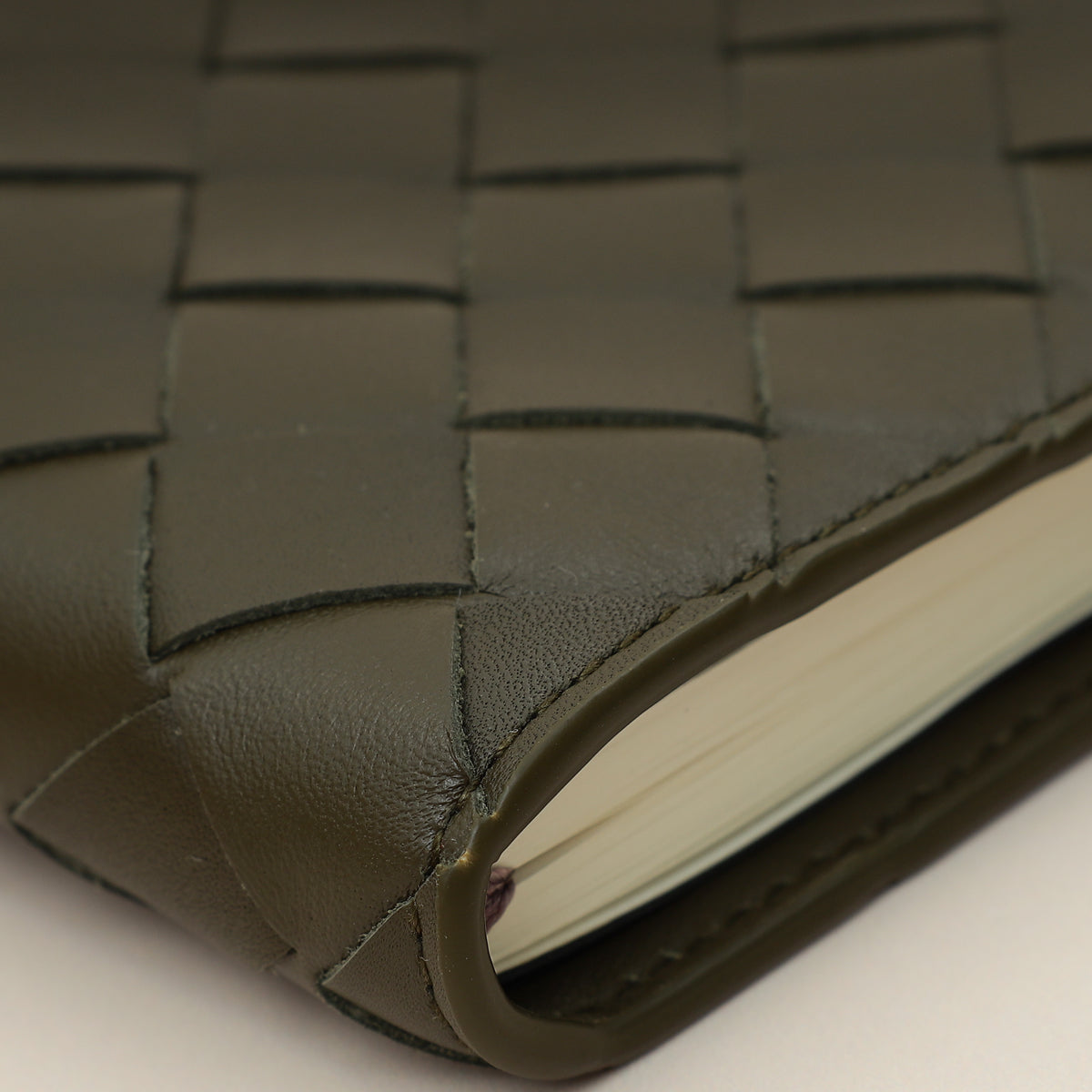 Bottega Veneta Kaki Intrecciato Notebook Medium Cover