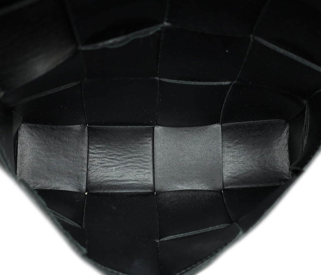 Bottega Veneta Black Cassette Convertible Belt Bag
