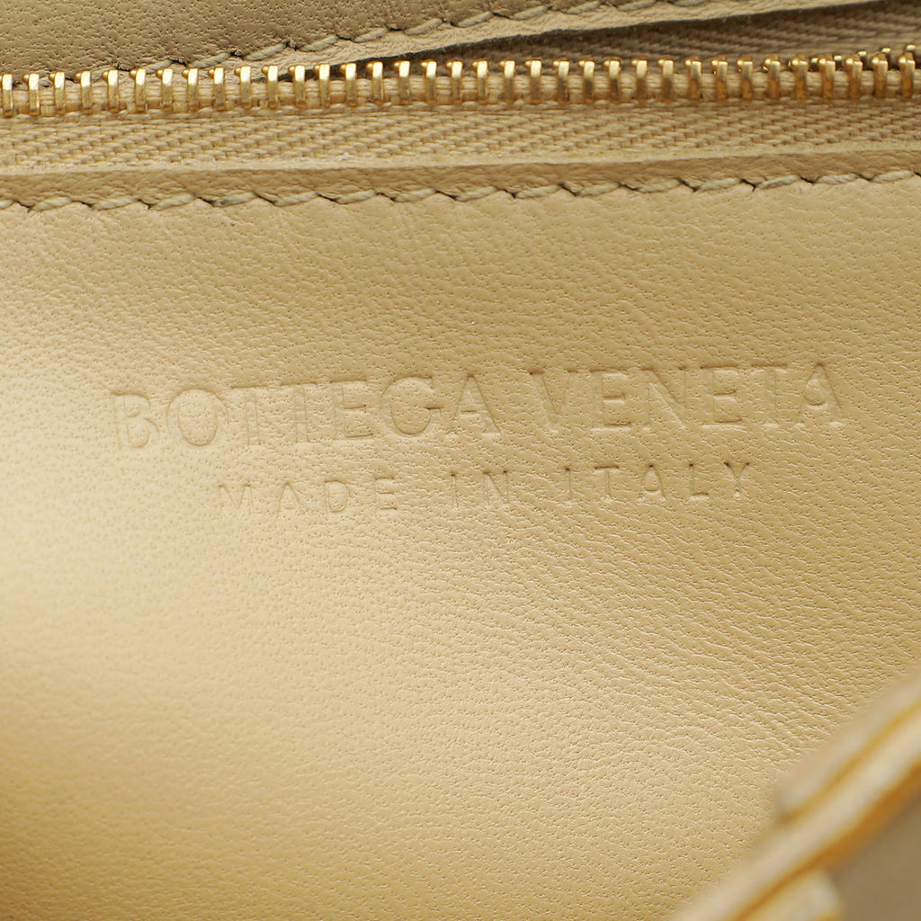 Bottega Veneta Kaki Brown Intreccio Cassette Classic Crossbody Bag