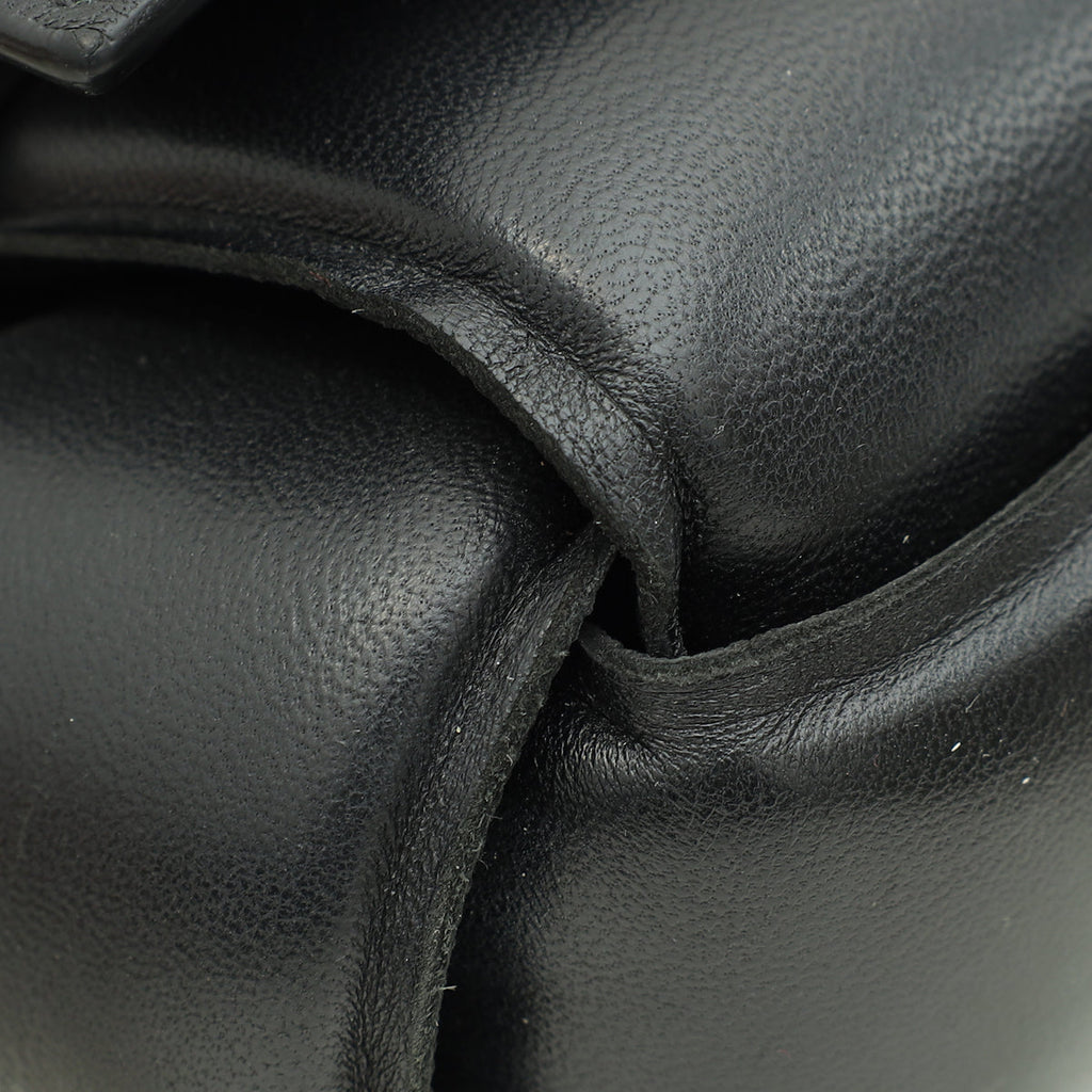 Bottega Veneta Black Maxi Intrecciato Padded Cassette Classic Bag