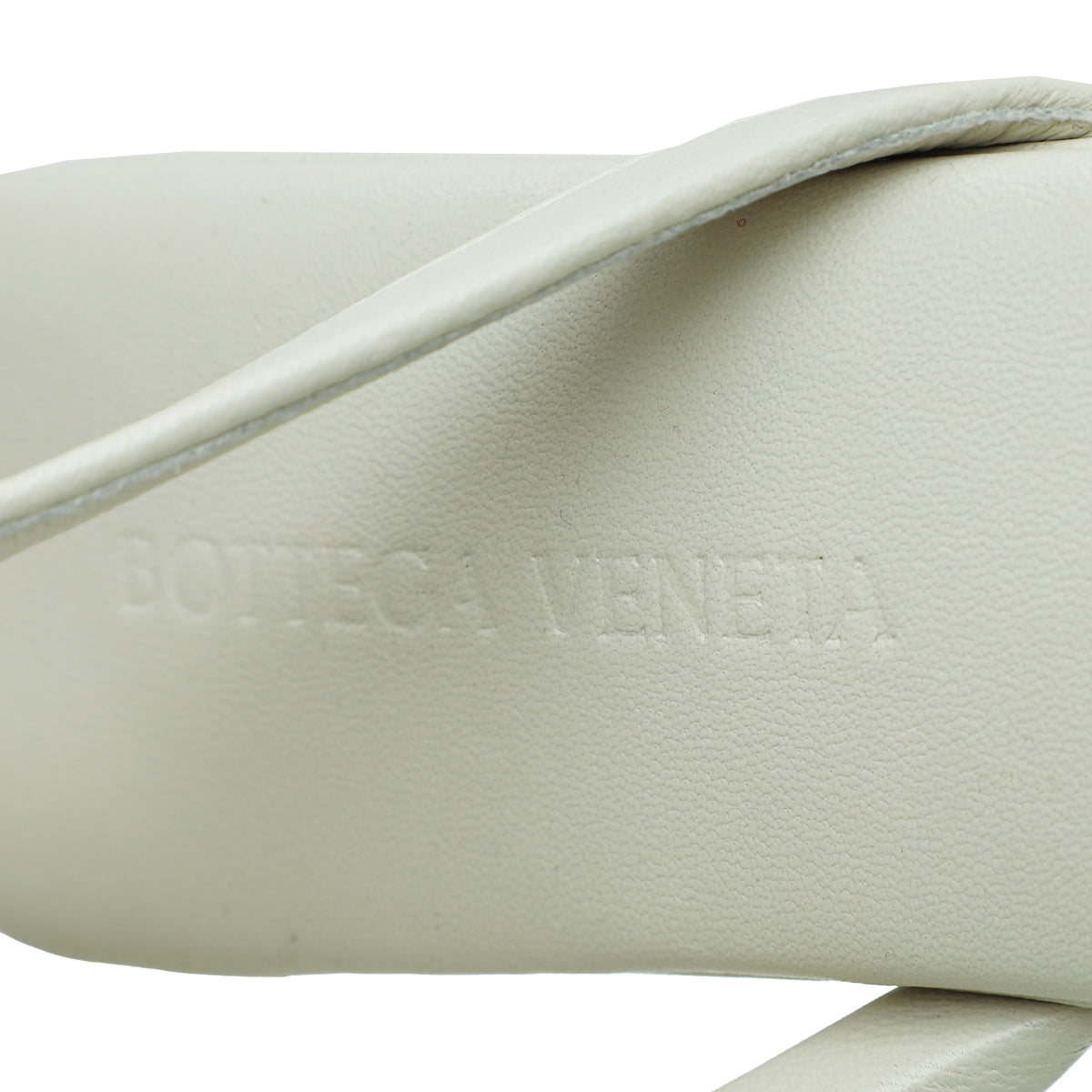 Bottega Veneta Cream Spiral Flat Sandals 36.5