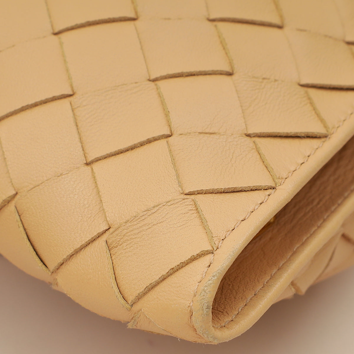 Bottega Veneta Beige Intrecciato Twist Clutch