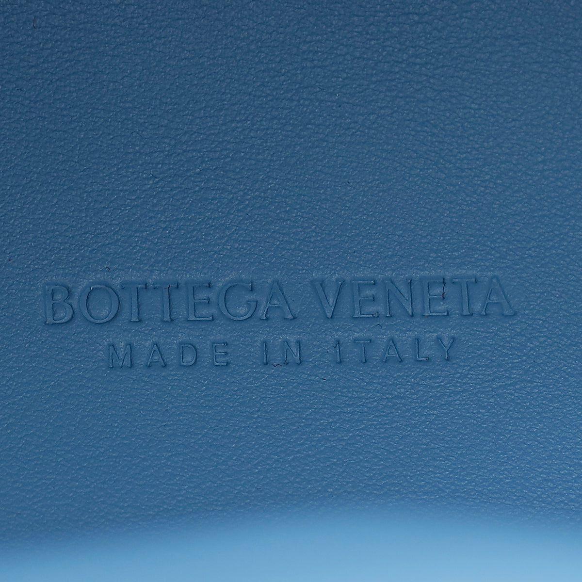 Bottega Veneta Bicolor Textured Fabric Medium The Point Triangle Bag