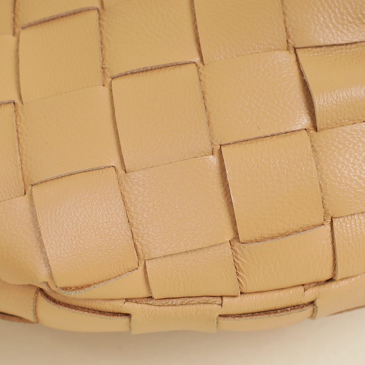 Bottega Veneta Beige Intrecciato Chain Mini Jodie Bag