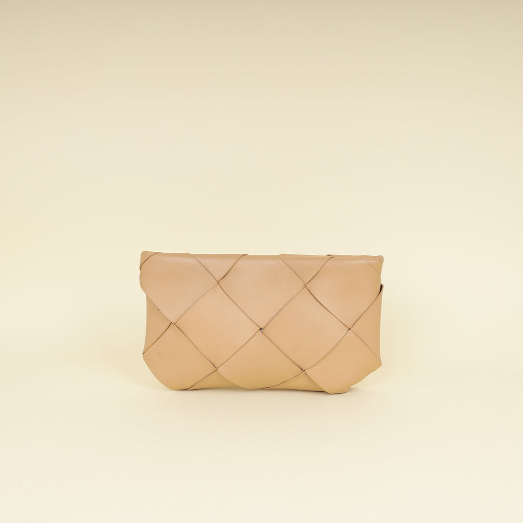 Bottega Veneta Nude Intrecciato Nappa Zip Pouch