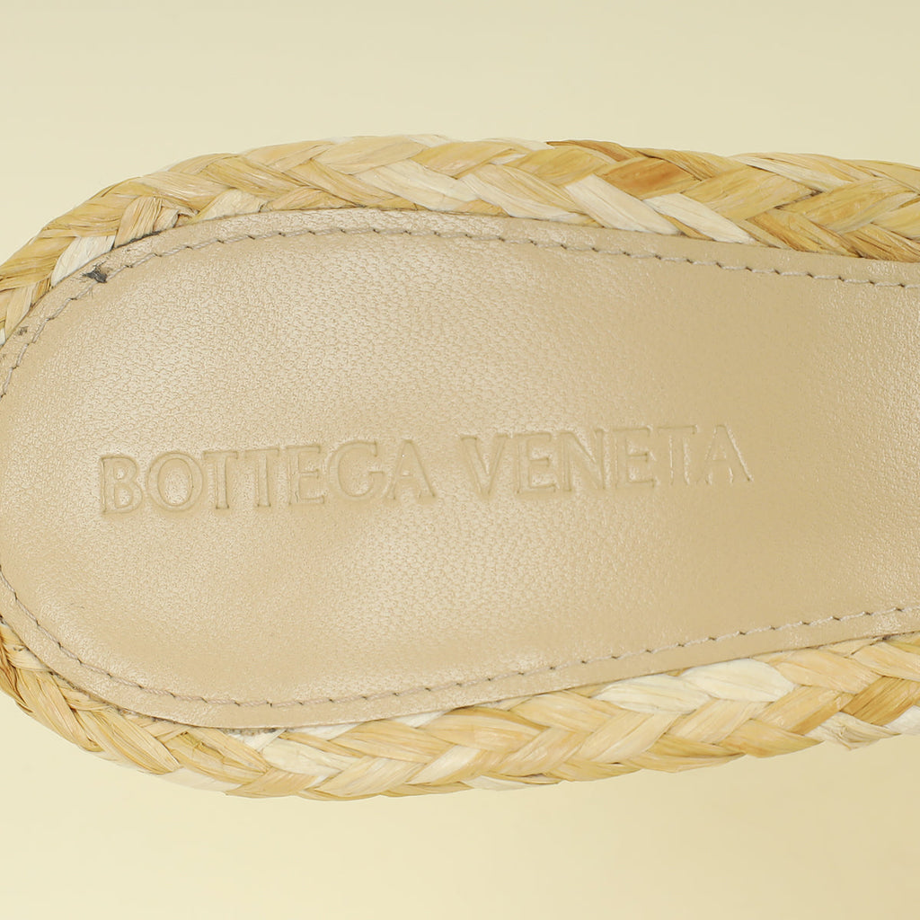 Bottega Veneta Natural Raffia Lido Heeled Mules 40