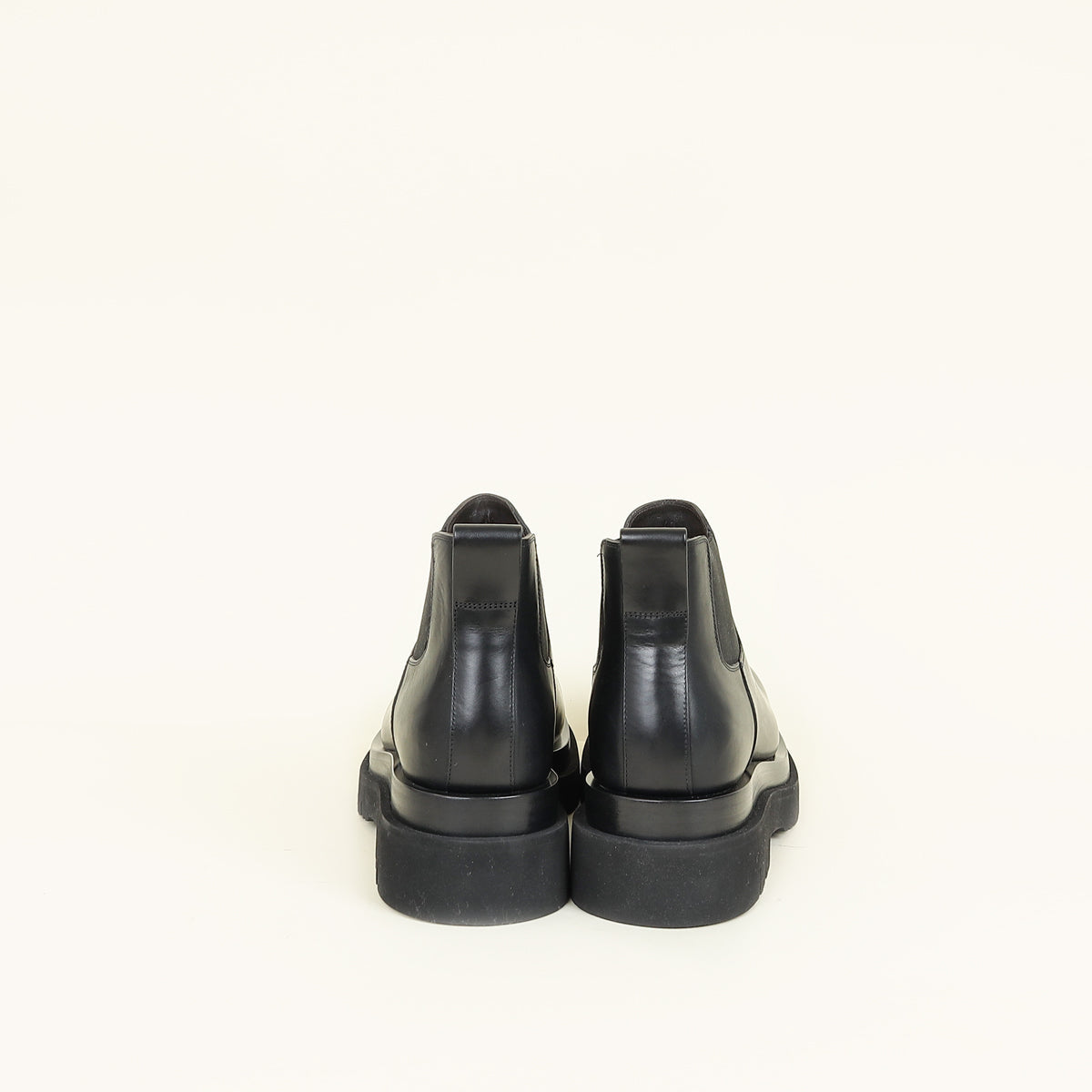 Bottega Veneta Black Lug Chelsea Ankle Boot 41