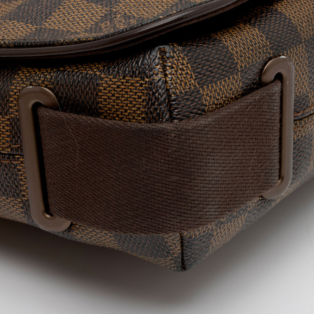 Louis Vuitton Damier Ebene Brooklyn PM Messenger (SHF-4CSmsb)