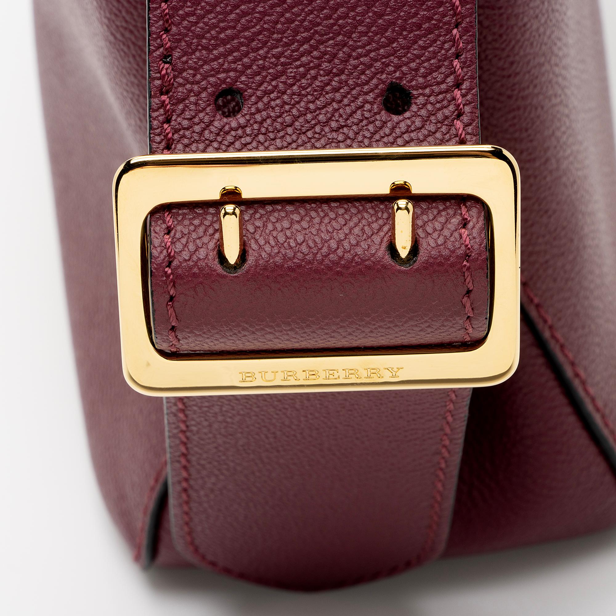 Burberry Calfskin Helmsley Small Crossbody Bag (SHF-Q0gM3b)