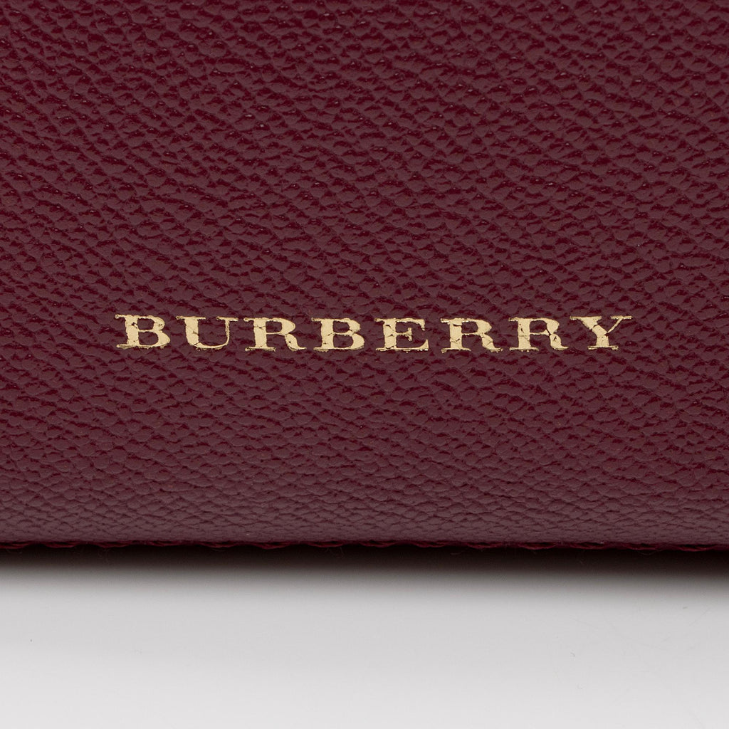 Burberry Calfskin Helmsley Small Crossbody Bag (SHF-Q0gM3b)