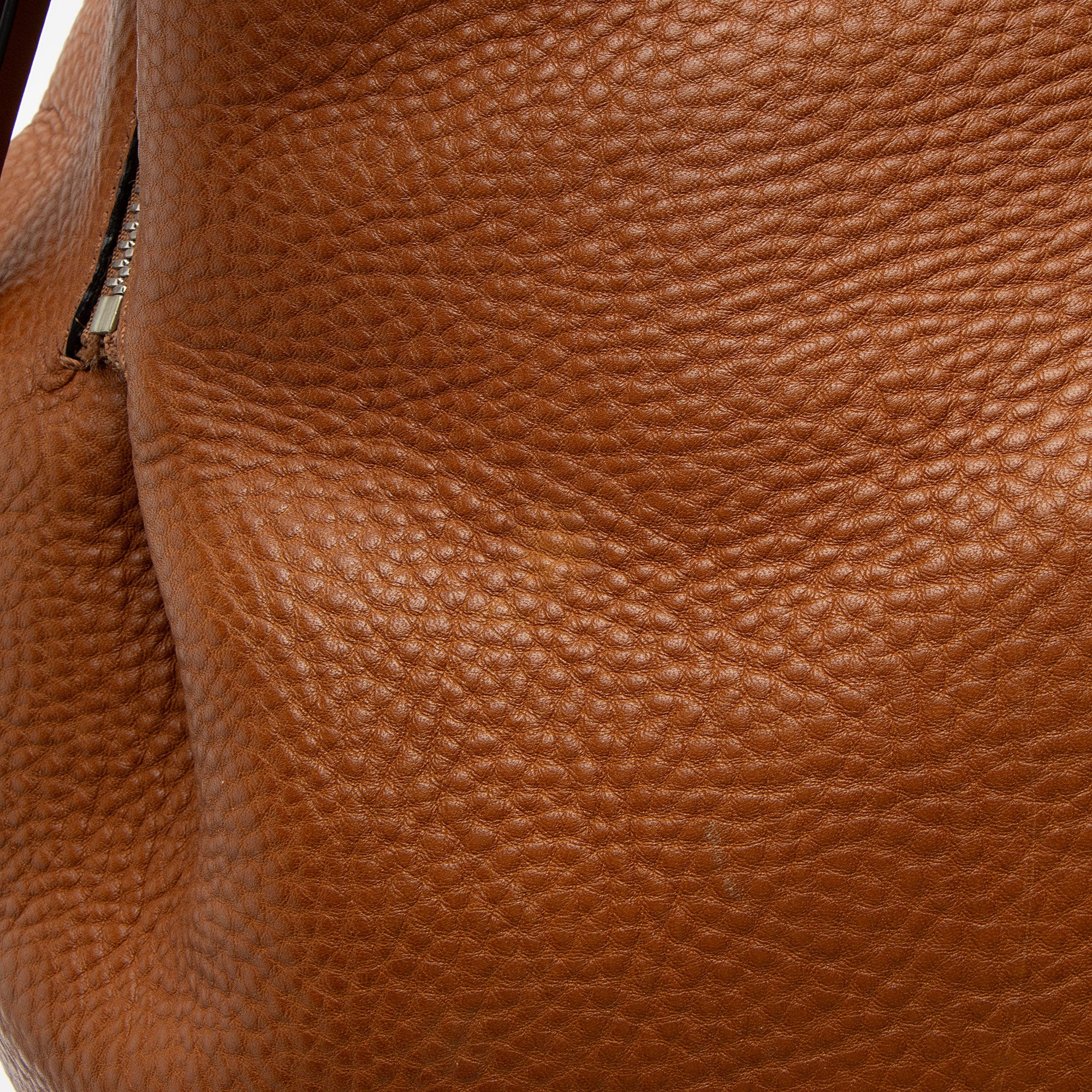 Burberry Calfskin House Check Maidstone Medium Shoulder Bag (SHF-17R658)