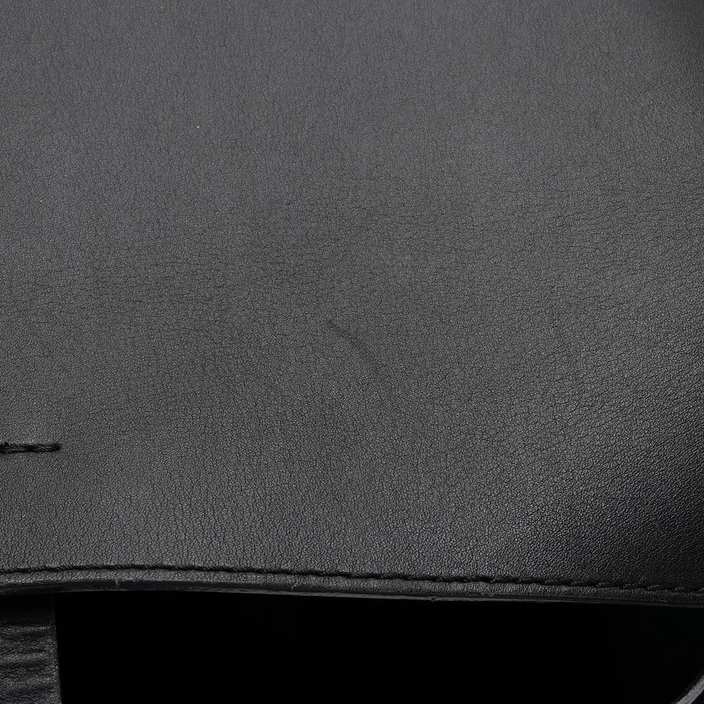 Burberry Calfskin Medium Bucket Bag (SHF-rLoMiD)