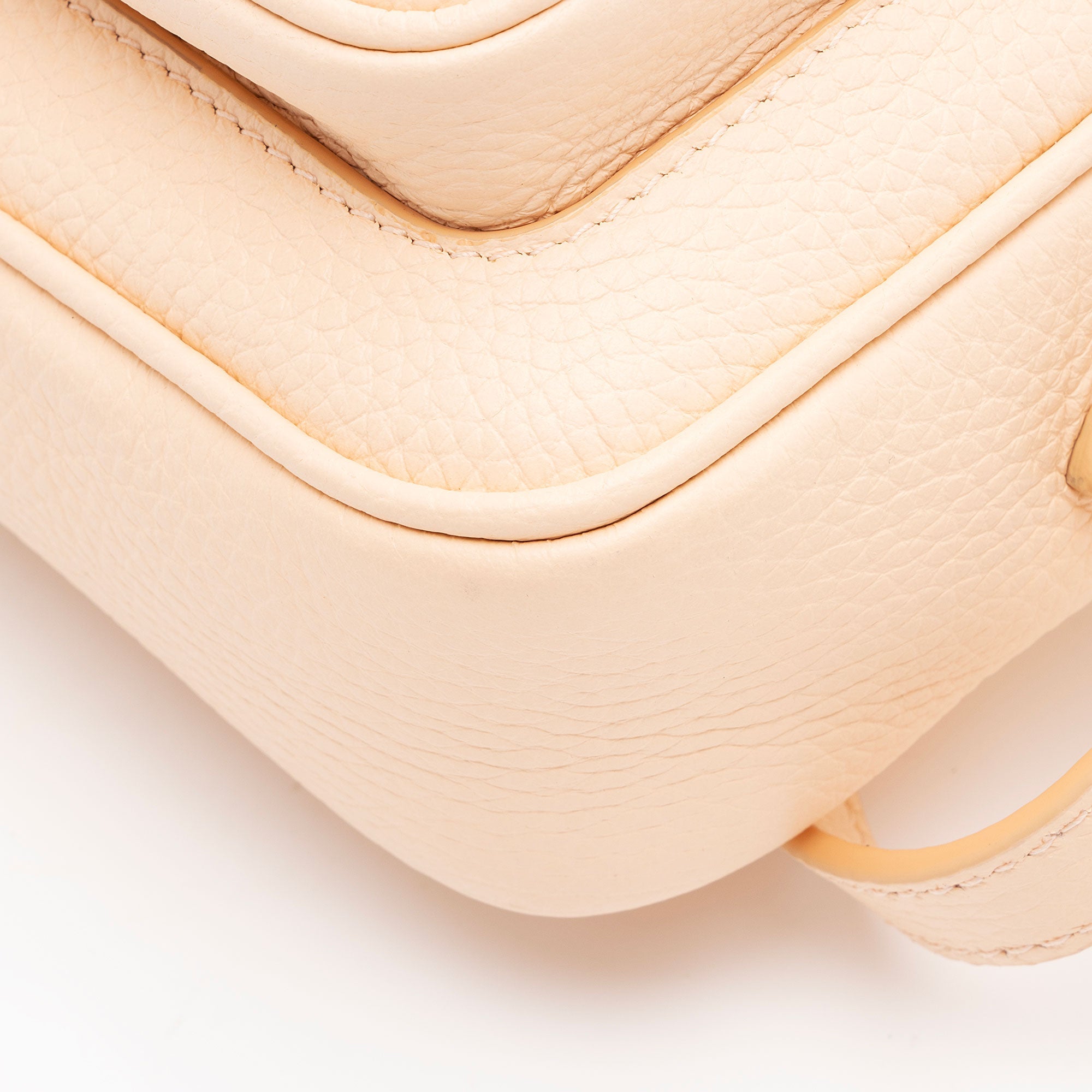 Burberry Calfskin Small Camera Bag (SHF-ytVyGy)