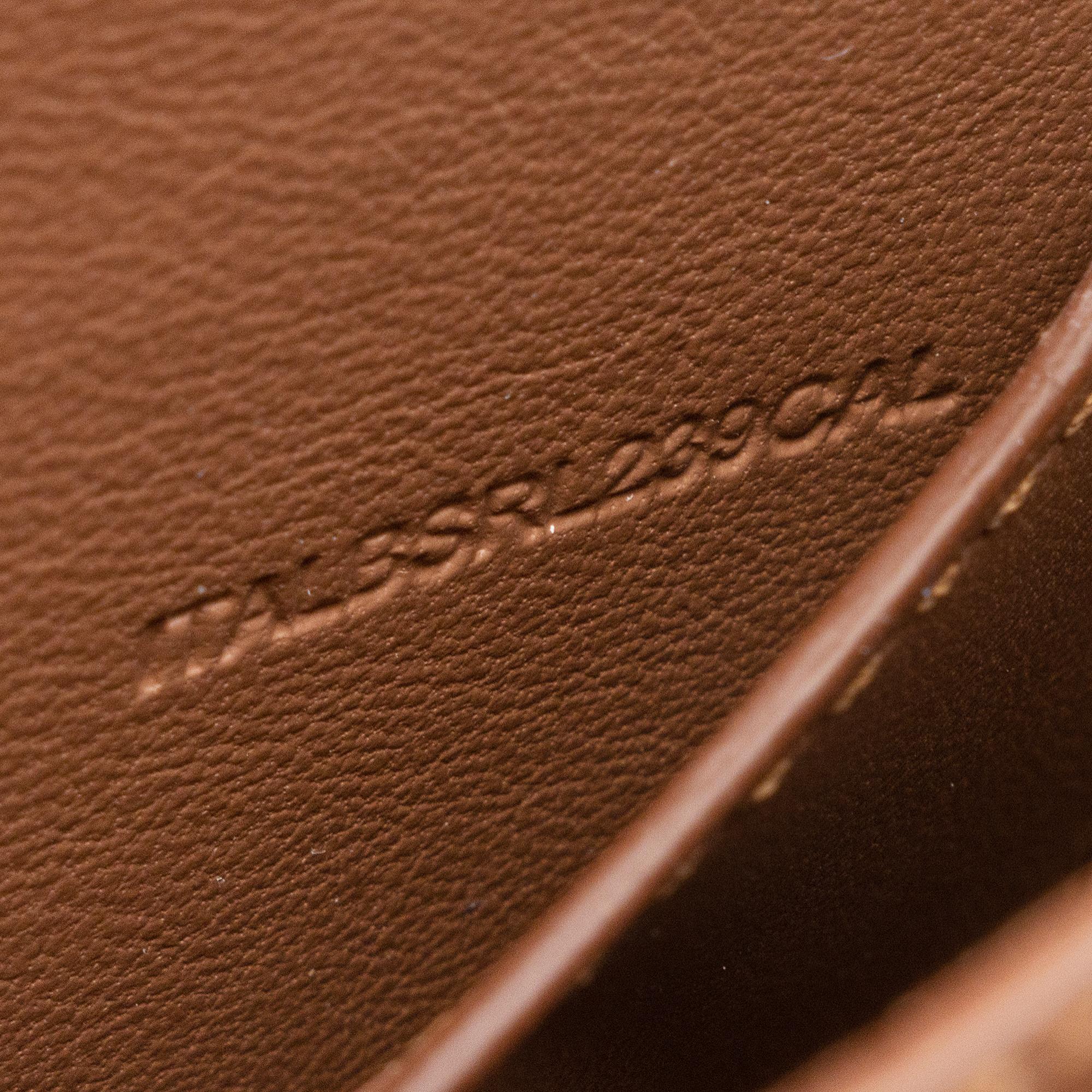 Burberry Calfskin TB Belt Bag (SHF-r9B1ER)