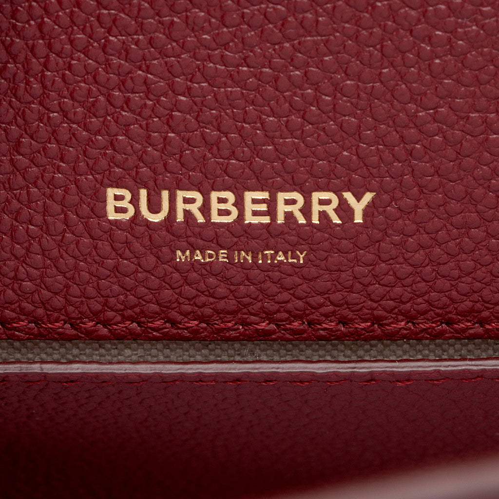 Burberry Calfskin Title Baby Tote (SHF-BMxjPO)