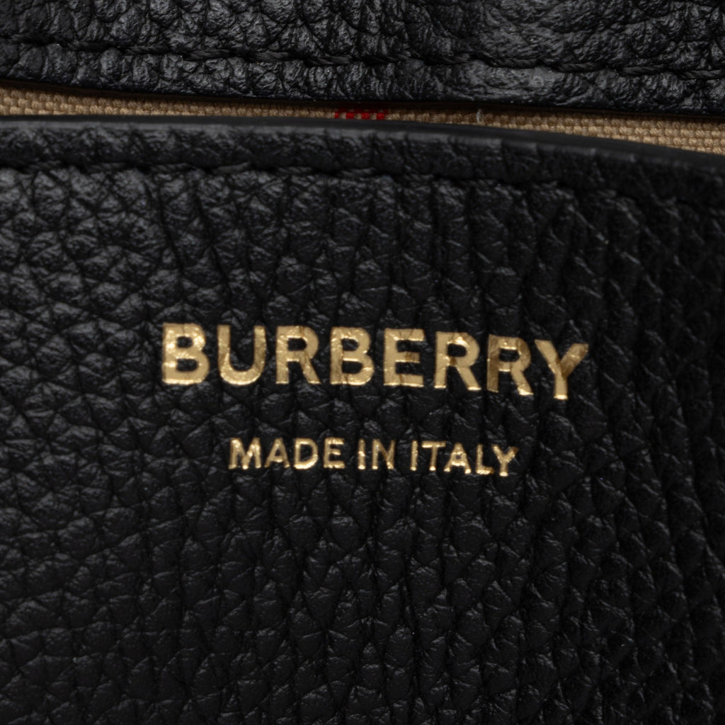Burberry Calfskin Vintage Check Note Bag (SHF-rIhqrR)