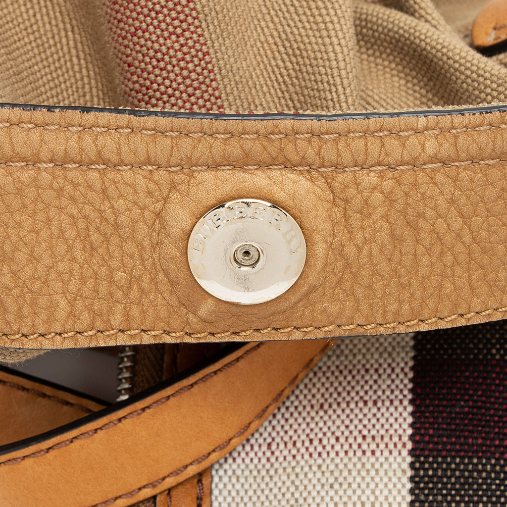 Burberry Canvas Check Ashby Mini Hobo (SHF-NypDEp)