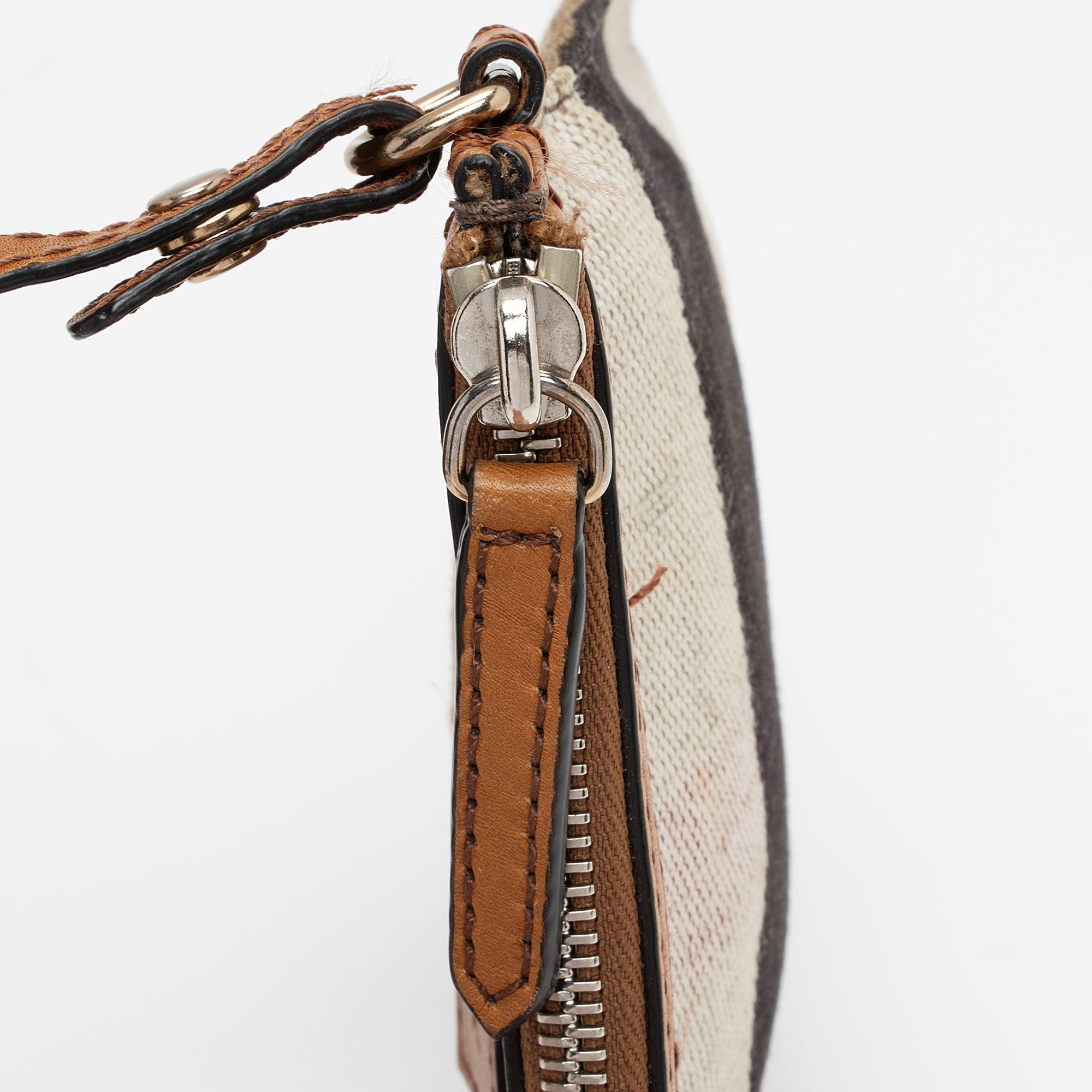 Burberry Canvas Check Ashby Mini Hobo (SHF-NypDEp)