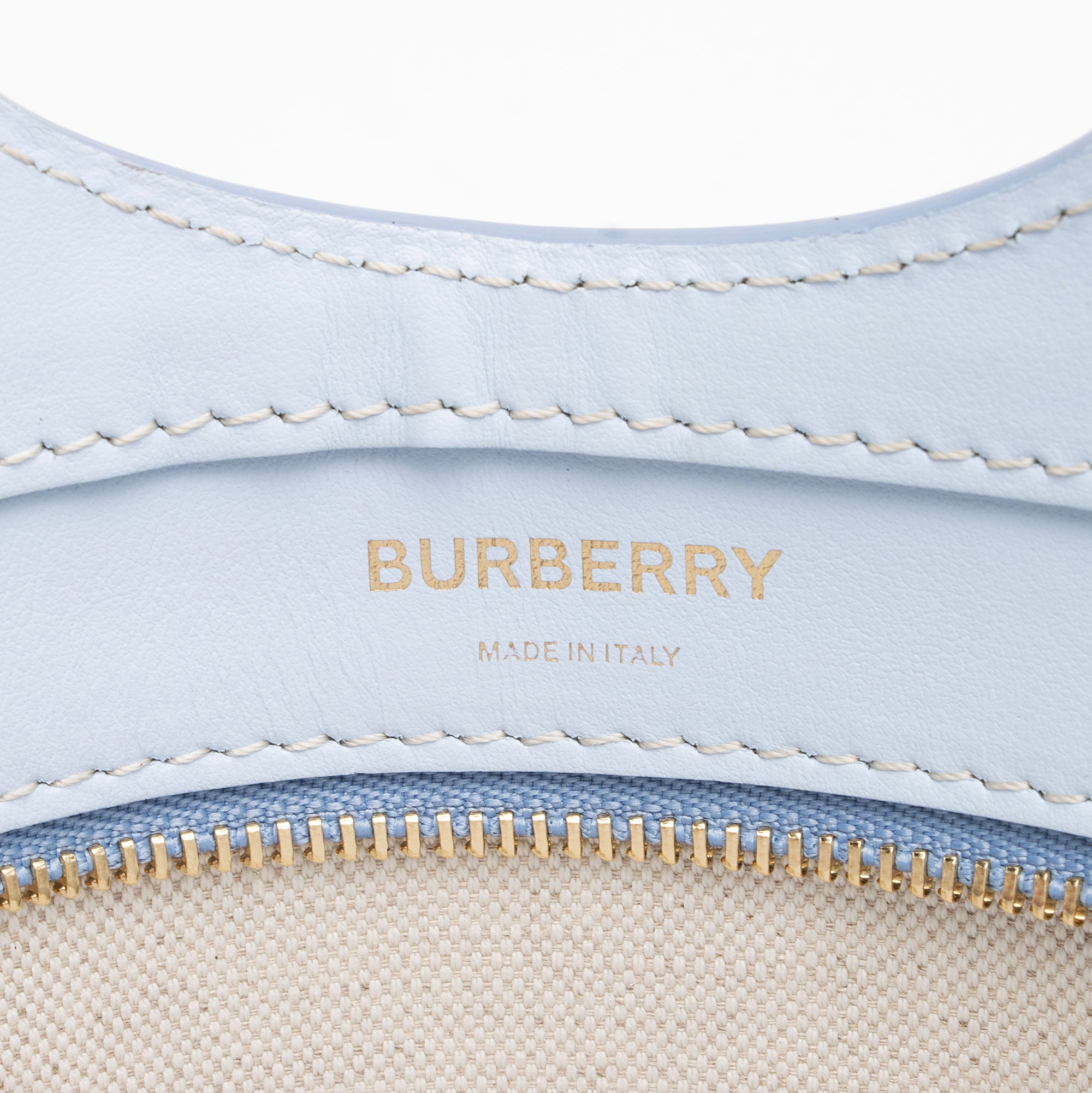 Burberry Canvas Horseferry Mini Pocket Tote (SHF-ebzeOk)