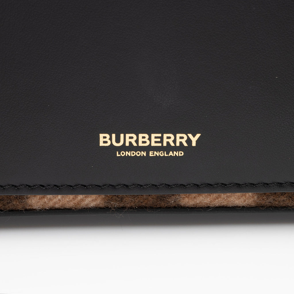 Burberry Cashmere Hackberry Check Note Bag (SHF-mhujpt)