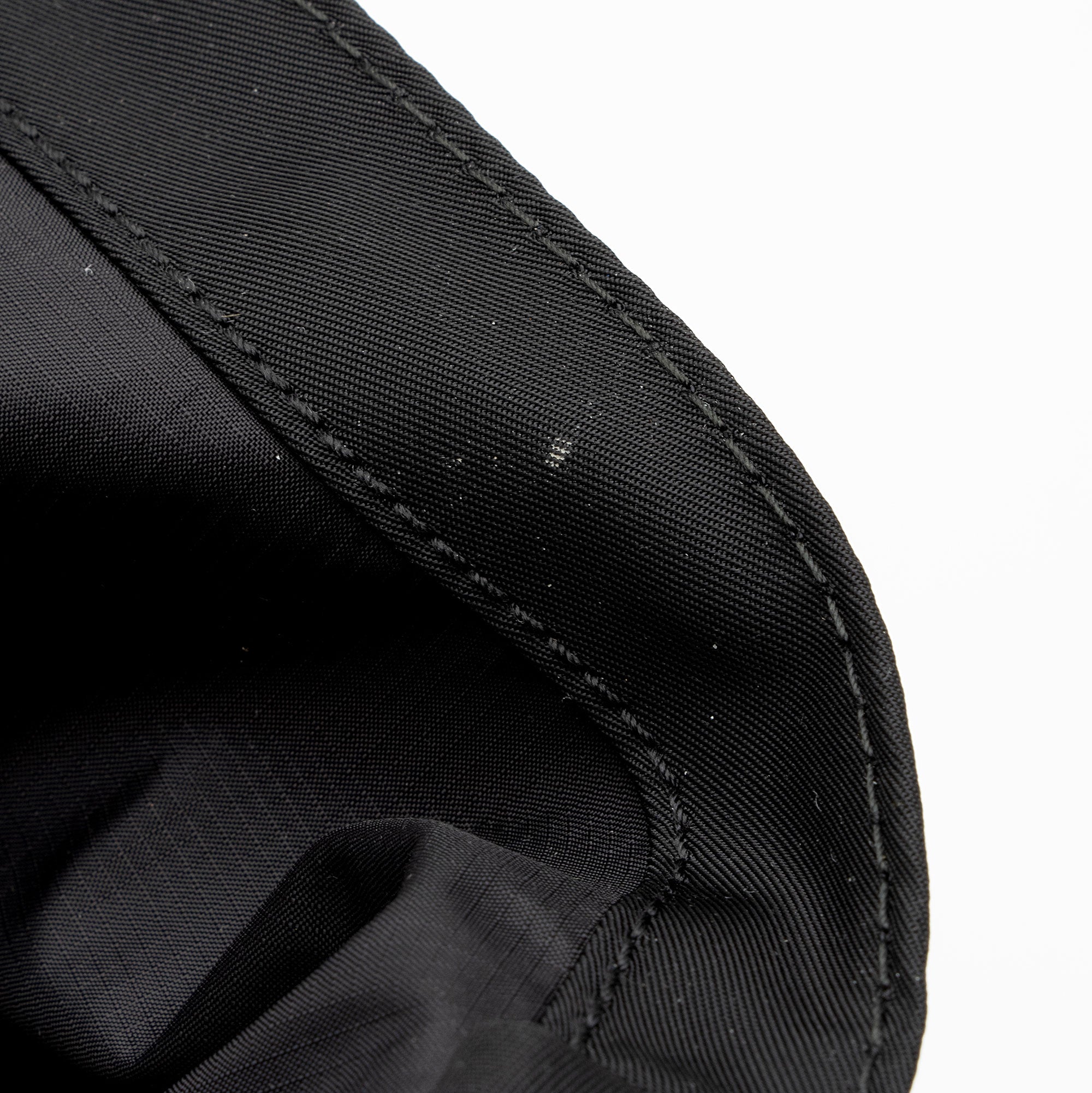 Burberry Econyl Trench Tote (SHF-3lFA7T)