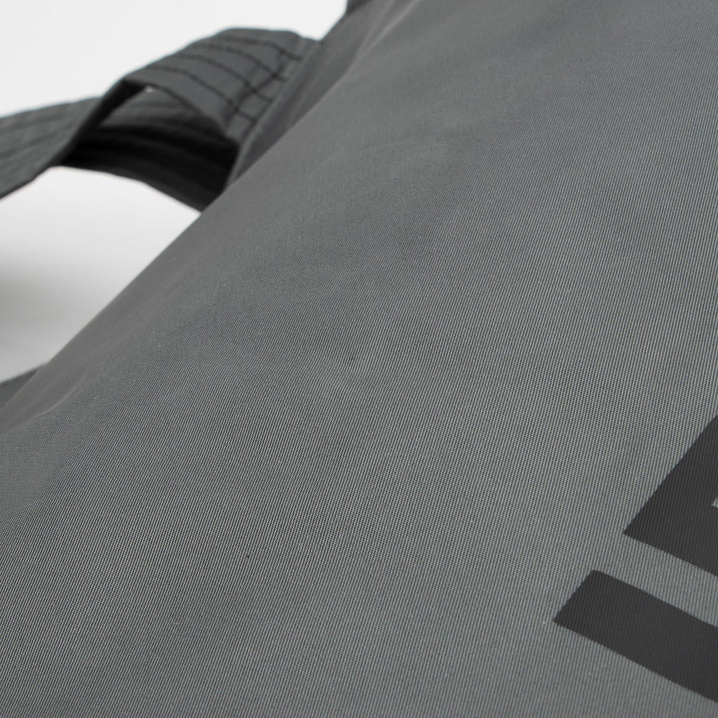 Burberry Econyl Trench Tote (SHF-A88L2j)