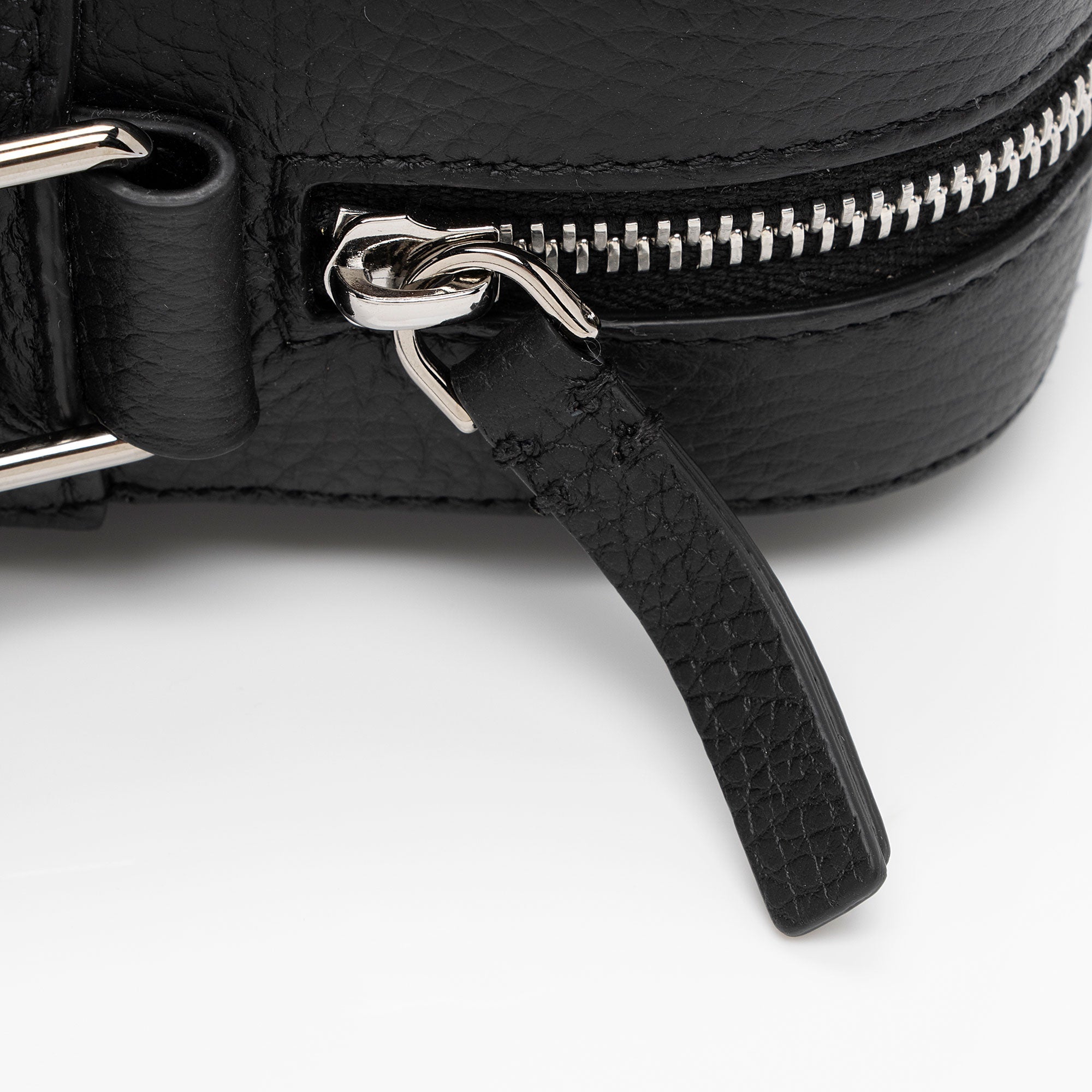 Burberry Embossed Leather Logo Thornton Crossbody Bag (SHF-lKaIAI)